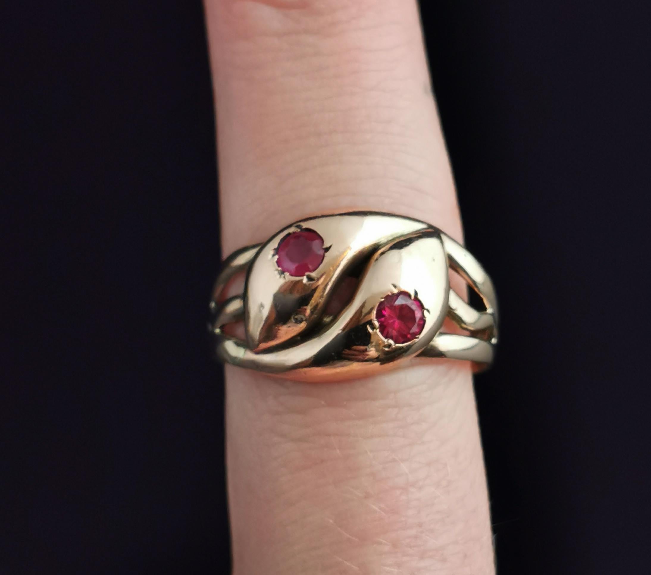 Antique Victorian Ruby Snake Ring, 9 Karat Yellow Gold 3
