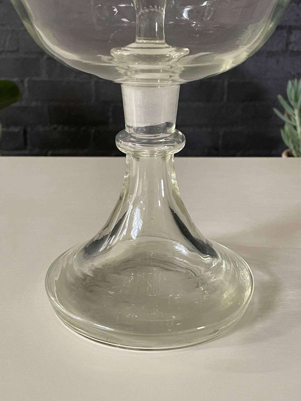 Centre de table victorien antique en verre d'art à volants en vente 1