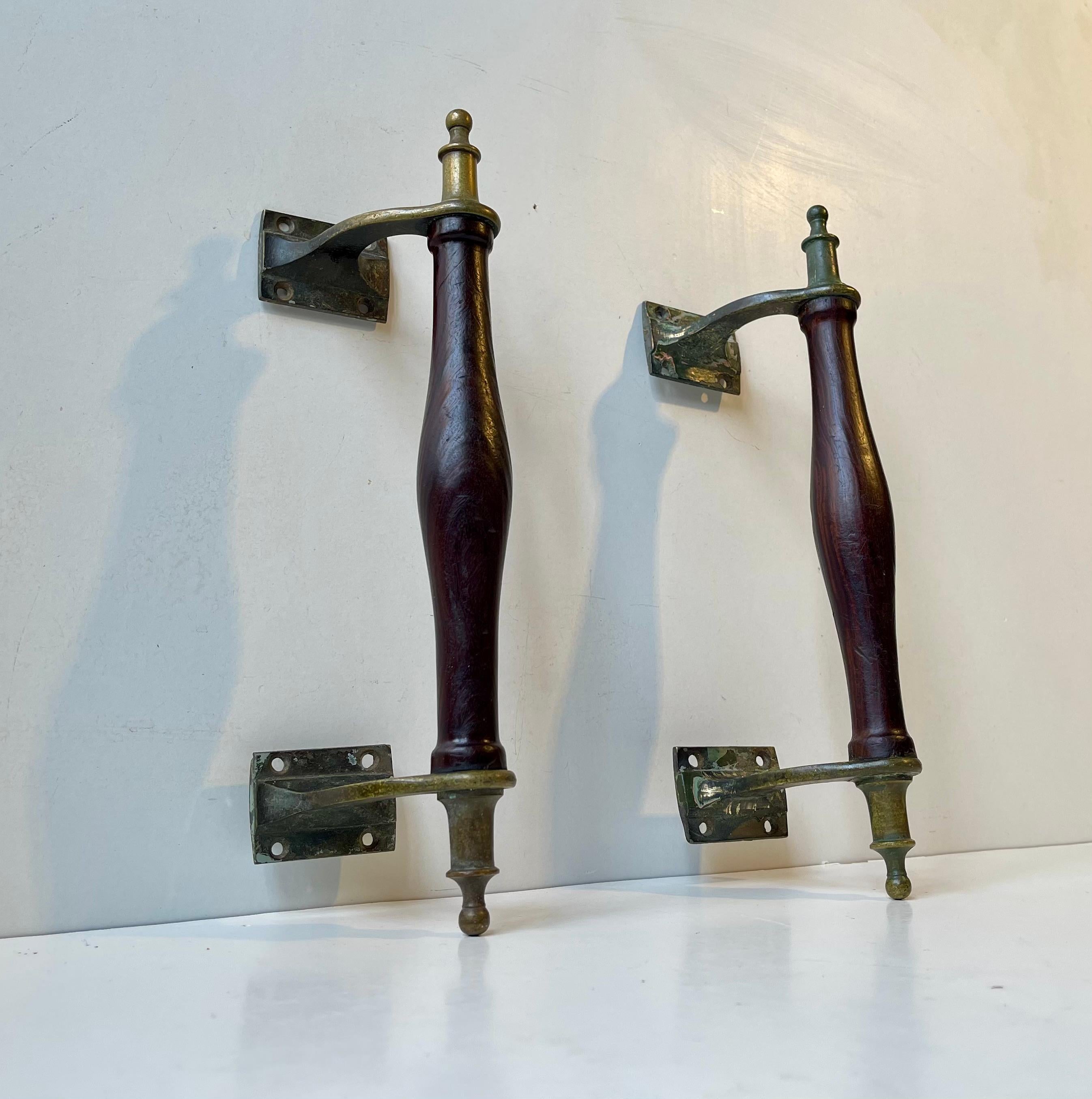 19th Century Antique Victorian Saloon Door Handles in Brass, Bronze & Hardwood For Sale