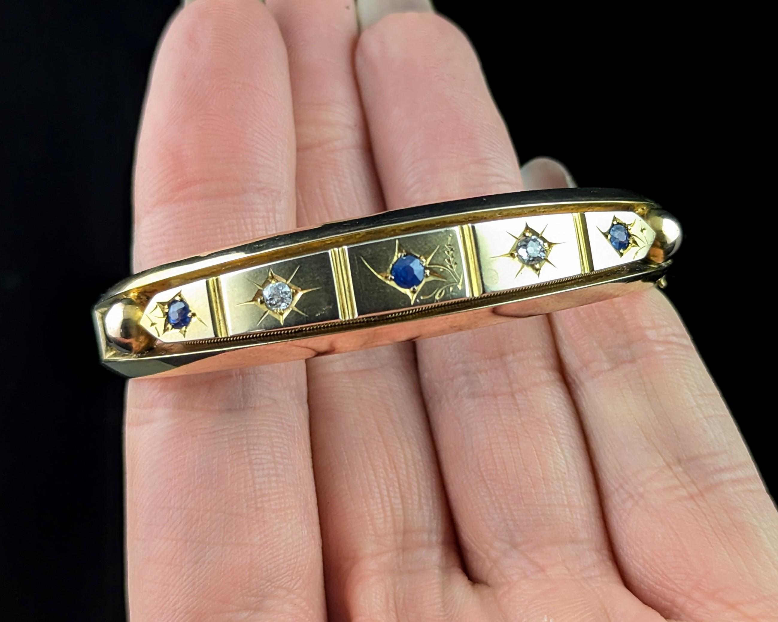 Antique Victorian Sapphire and Diamond, star set, 9k yellow gold In Good Condition For Sale In NEWARK, GB