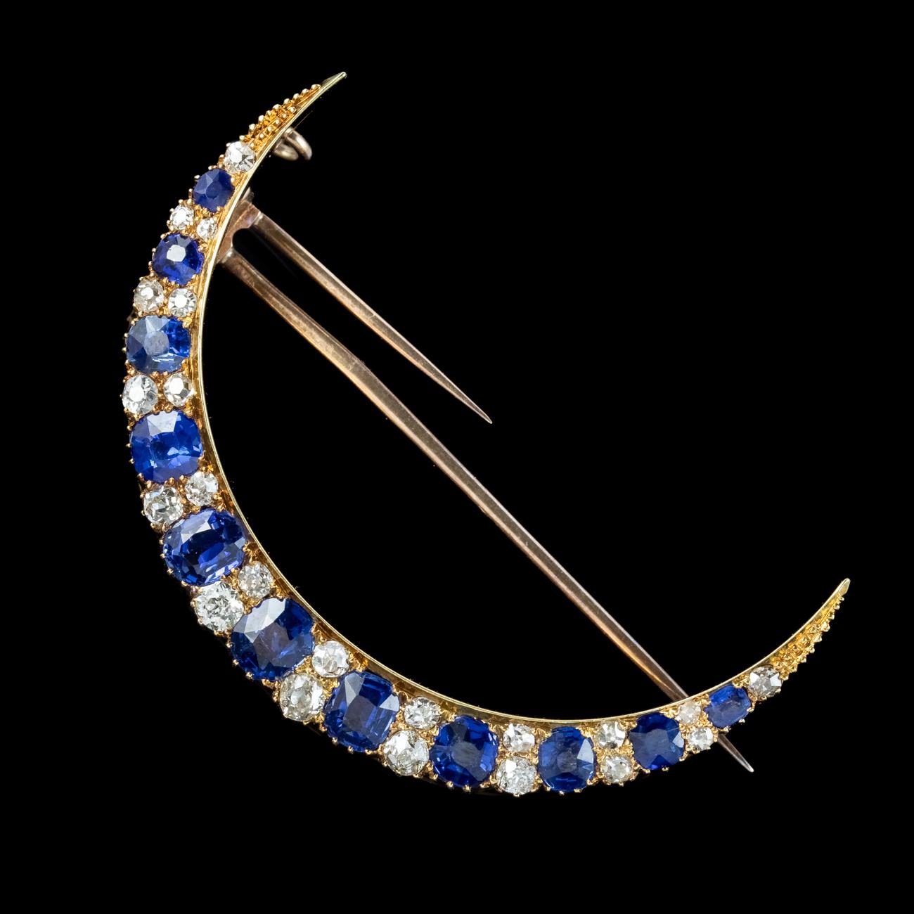Taille coussin Antique Victorien Saphir Diamant Croissant de Lune Broche Or 15ct en vente