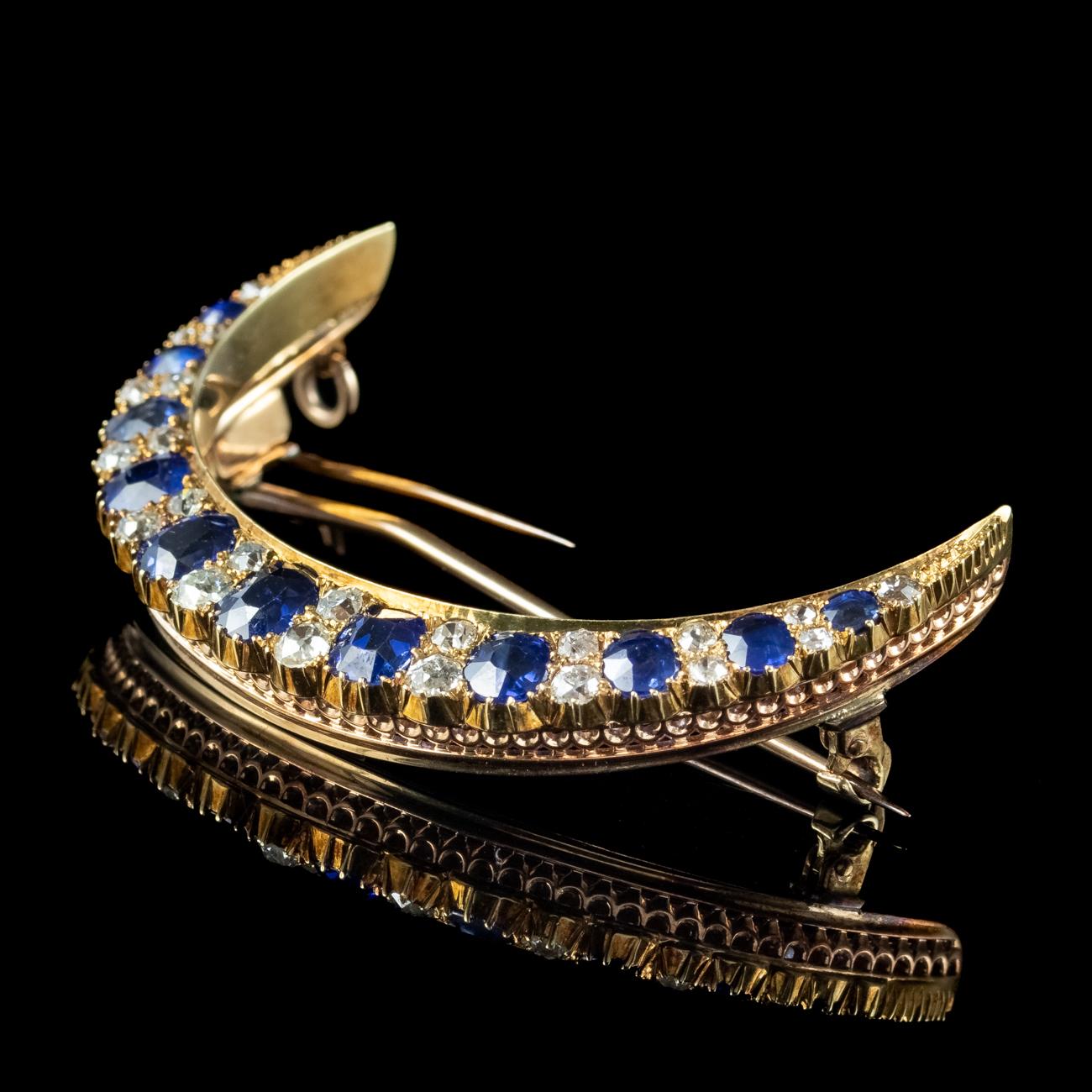 Antique Victorian Sapphire Diamond Crescent Moon Brooch 15 Carat Gold In Good Condition For Sale In Kendal, GB