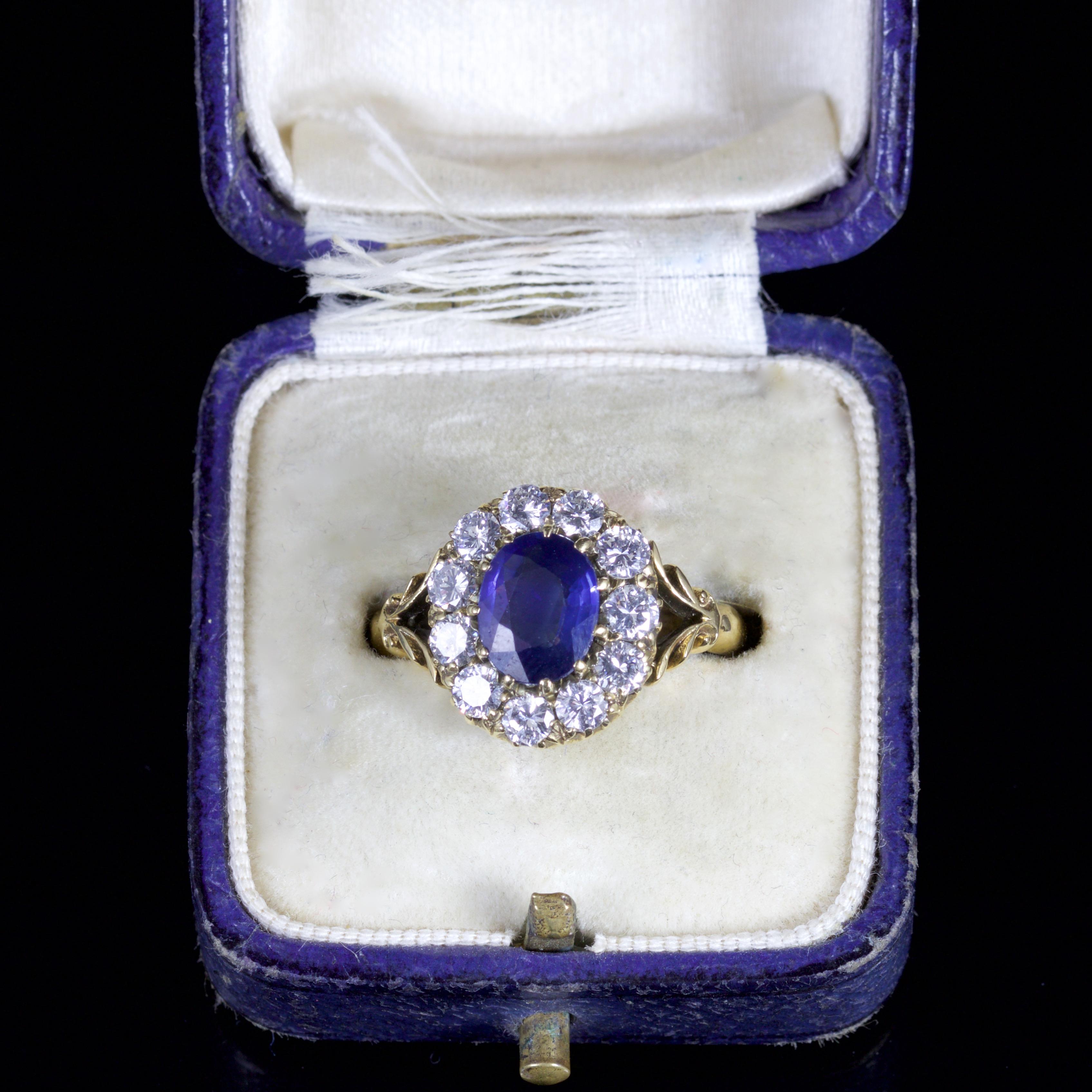 Antique Victorian Sapphire Diamond Ring 18 Carat Gold, circa 1900 2