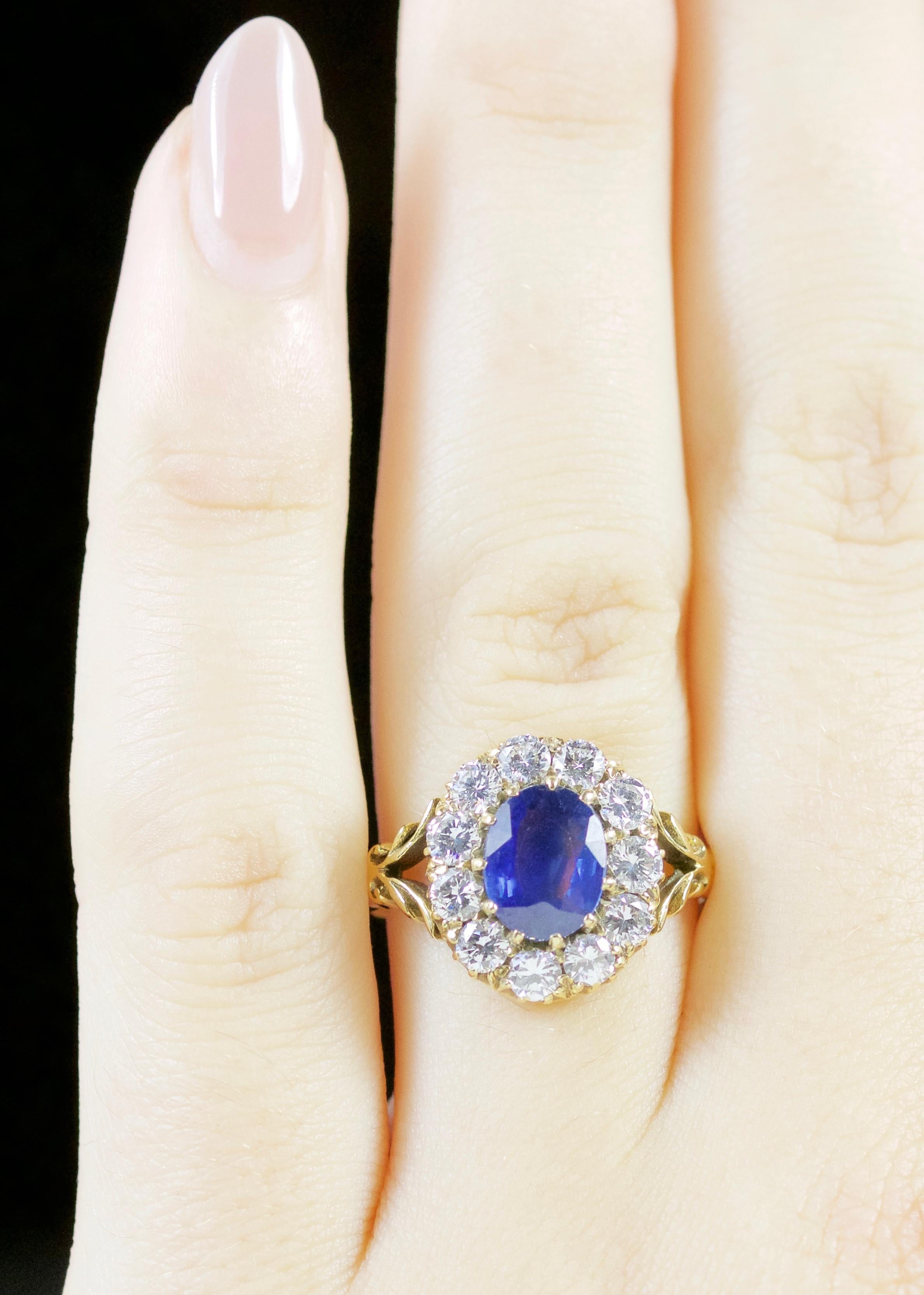 Antique Victorian Sapphire Diamond Ring 18 Carat Gold, circa 1900 4