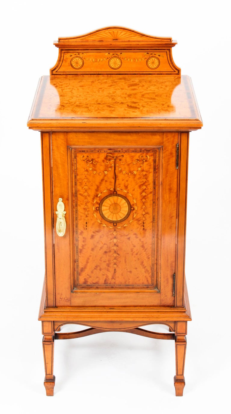 Antique Victorian Satinwood and Inlaid Bedside 19th Century For Sale at 1stDibs