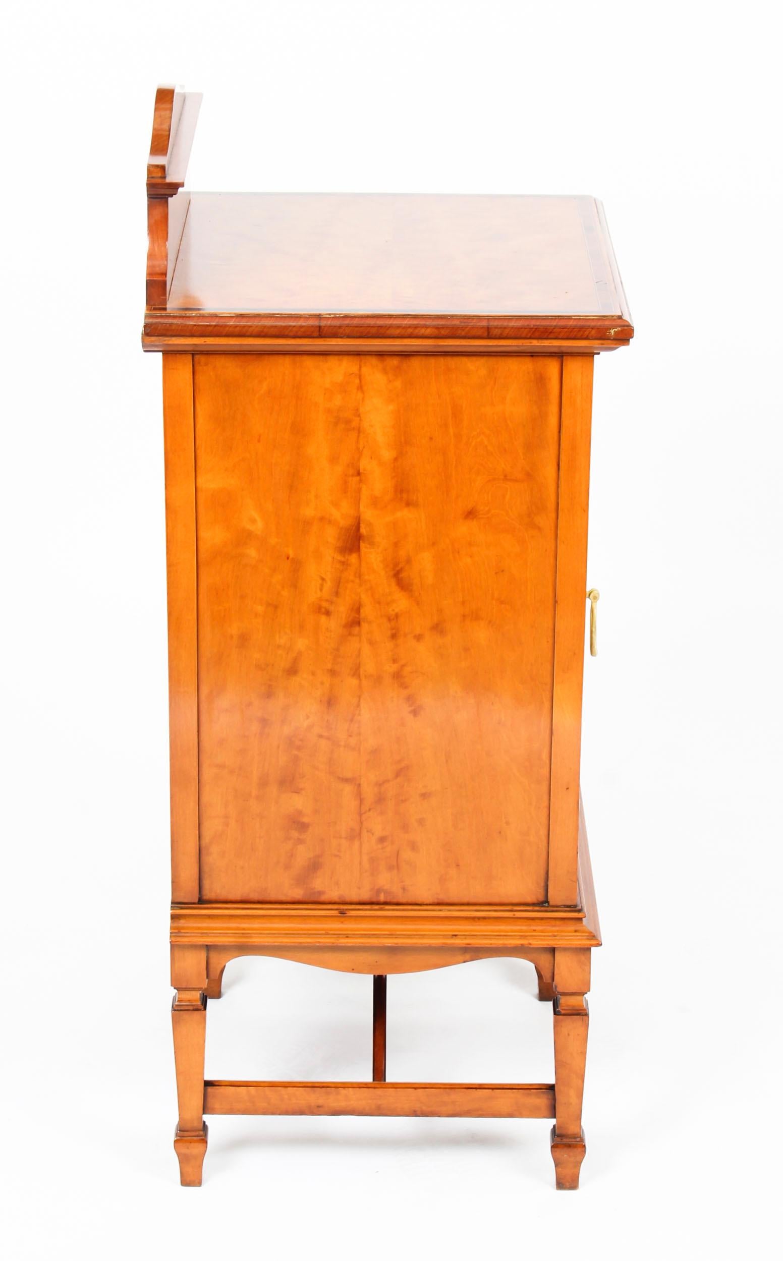 English Antique Victorian Satinwood & Inlaid Bedside Cabinet, 19th Century For Sale