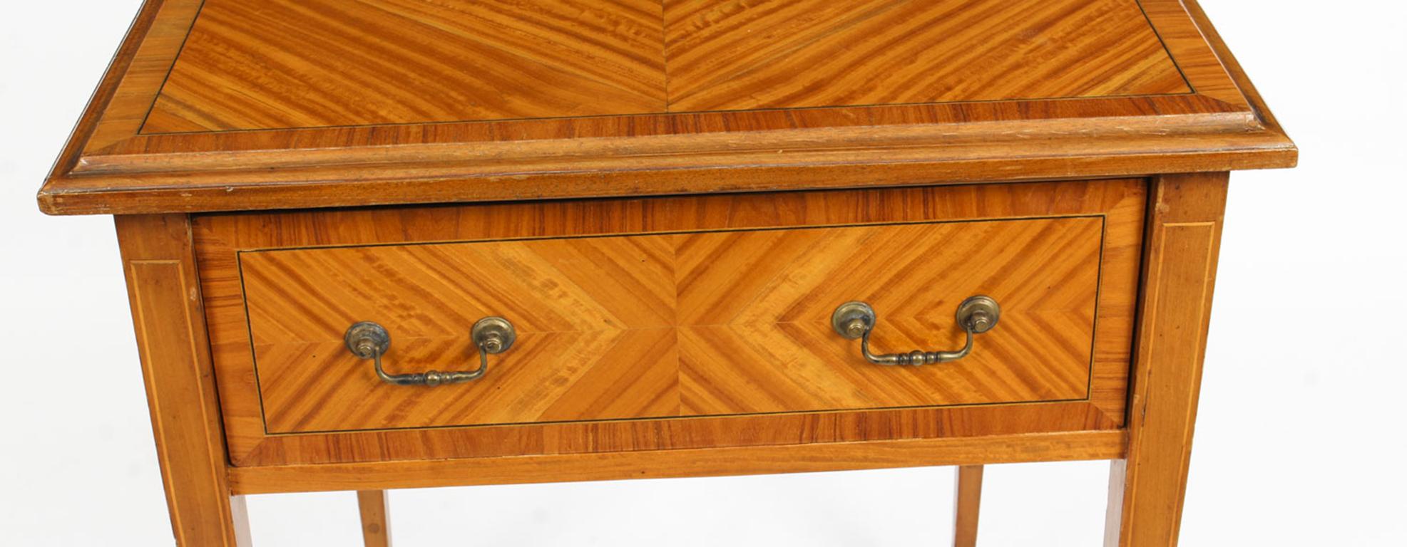 Late 19th Century Antique Victorian Satinwood Occasional Table, 19th Century For Sale