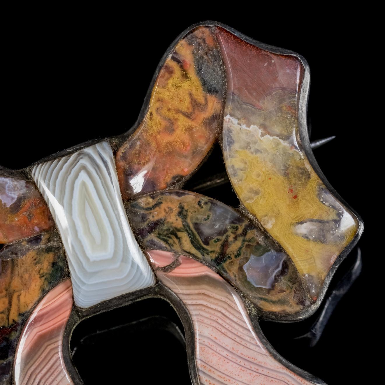 Antique Victorian Scottish Agate Bow Brooch, circa 1880 For Sale 1