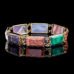 Antique Victorian Scottish Agate Bracelet 15 Carat Gold, circa 1880