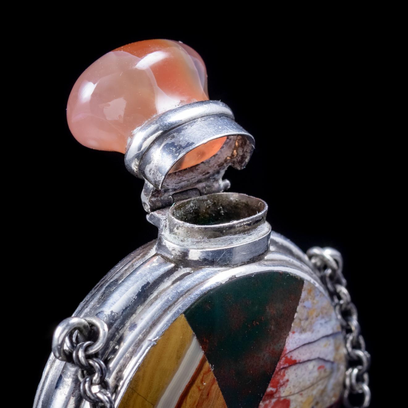 Antique Victorian Scottish Agate Scent Bottle Pendant Silver, circa 1860 1