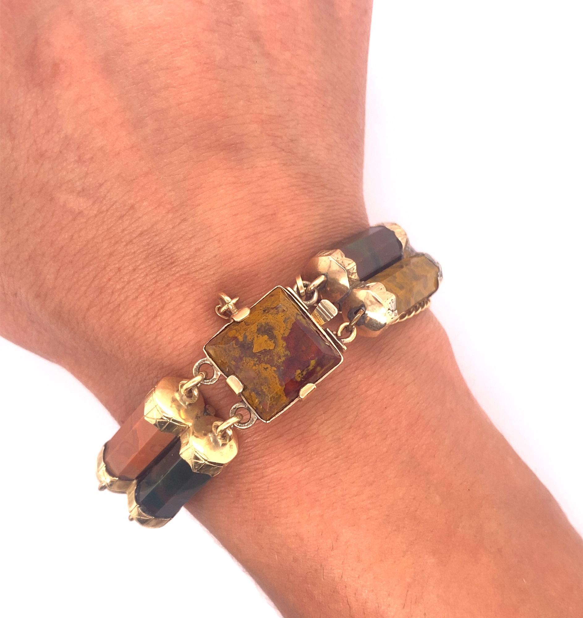 Antique Victorian Scottish Agate Yellow Gold Bracelet In Good Condition For Sale In Woodland Hills, CA