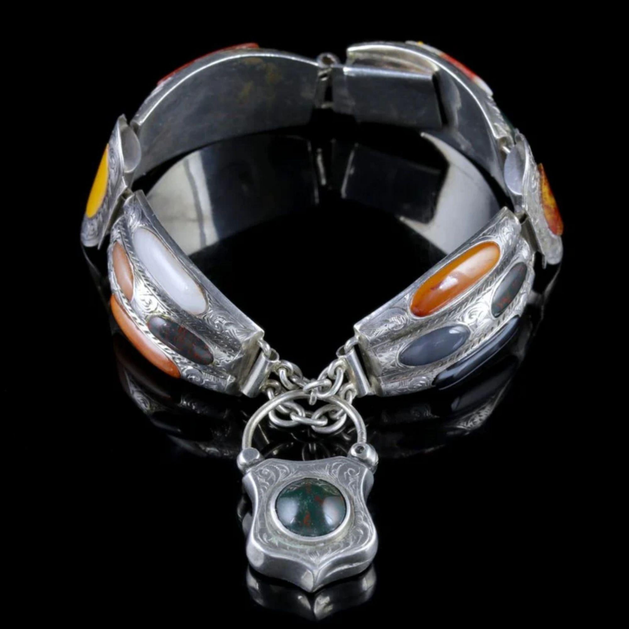 Baguette Cut Antique Victorian Scottish Bracelet Agate Padlock Silver, circa 1860 For Sale