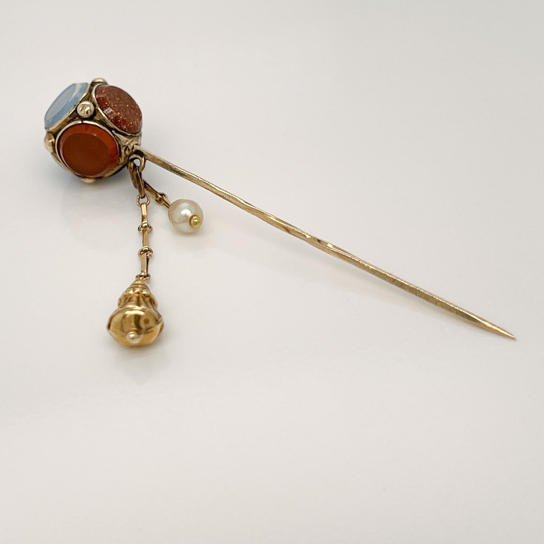 Cabochon Antique Victorian Scottish Specimen Agate & Gold Stickpin or Lapel Pin