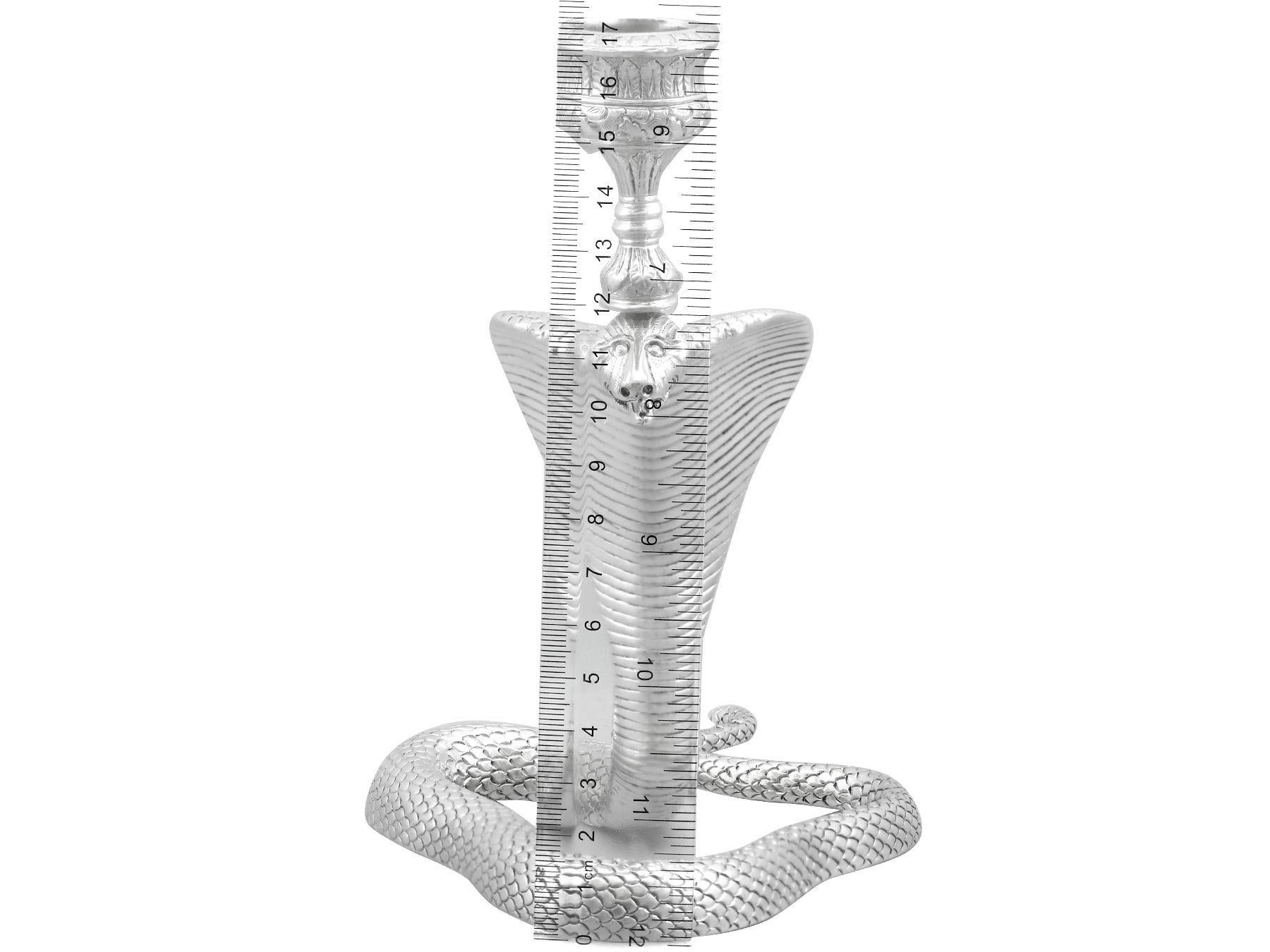 Portacandele a serpente in argento scozzese di epoca vittoriana in vendita 8
