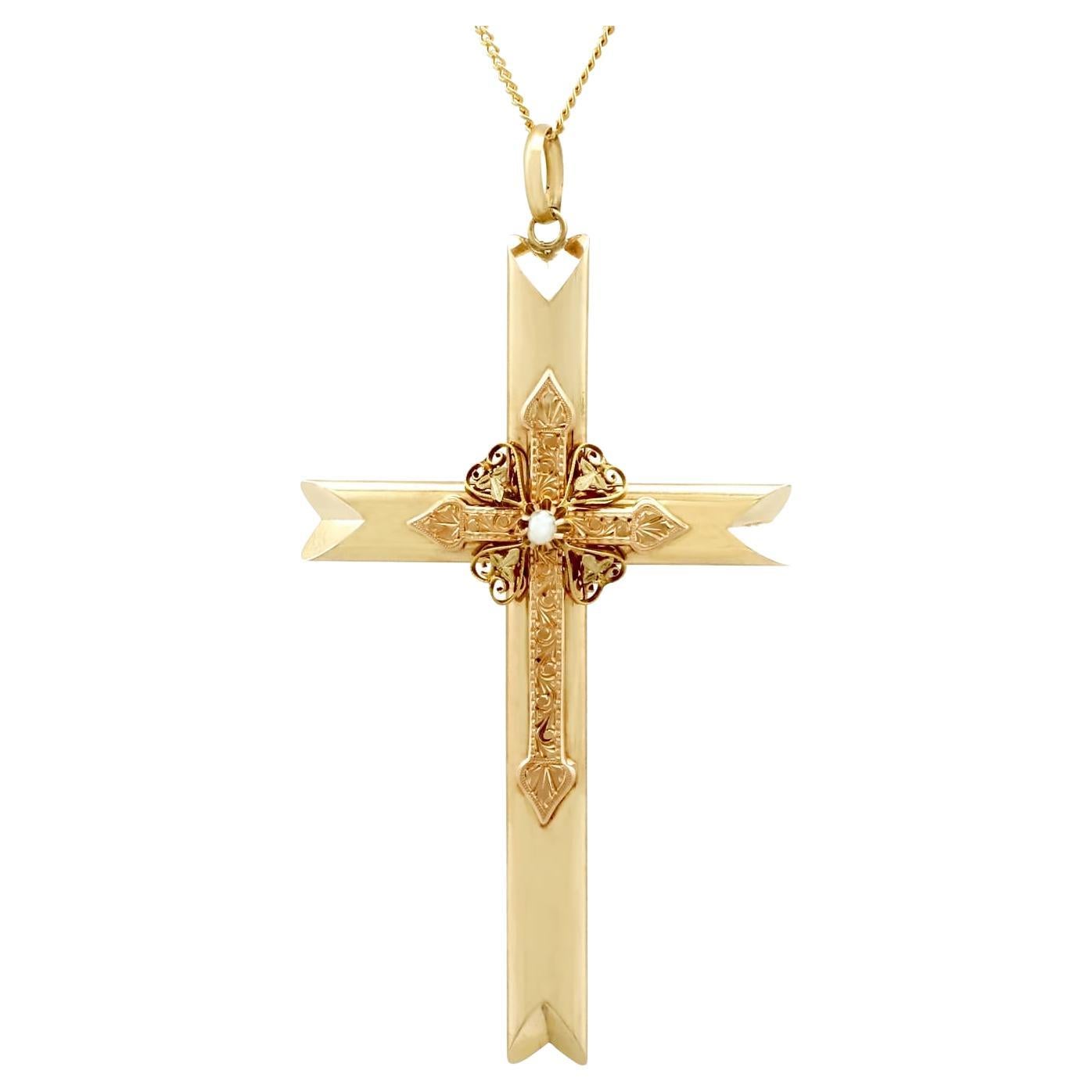Pendentif croix victorien ancien en or jaune 14 carats et perles naturelles