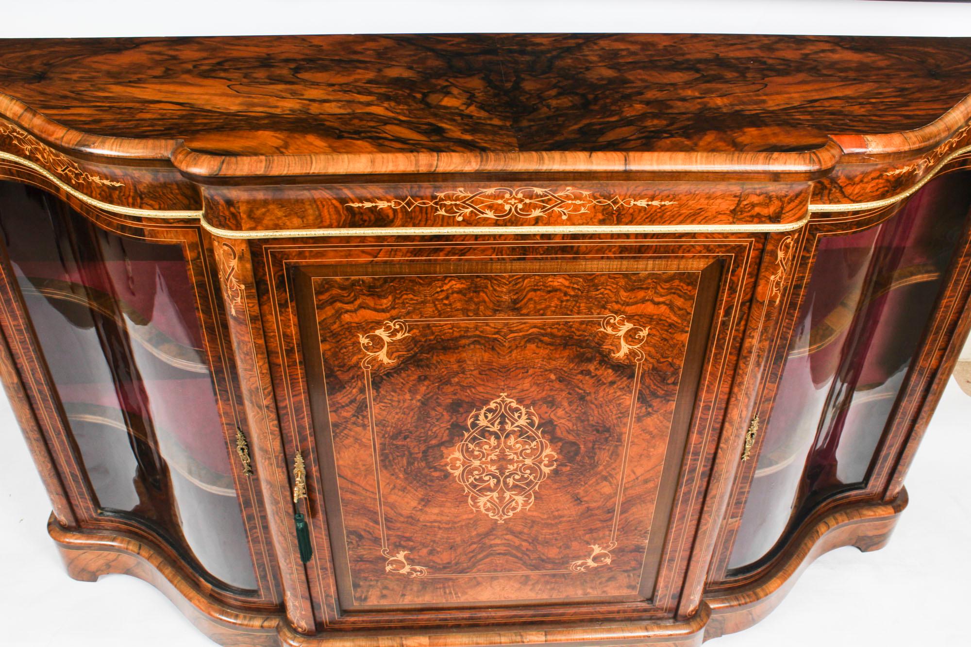 English Antique Victorian Serpentine Inlaid Burr Walnut Credenza Side Cabinet