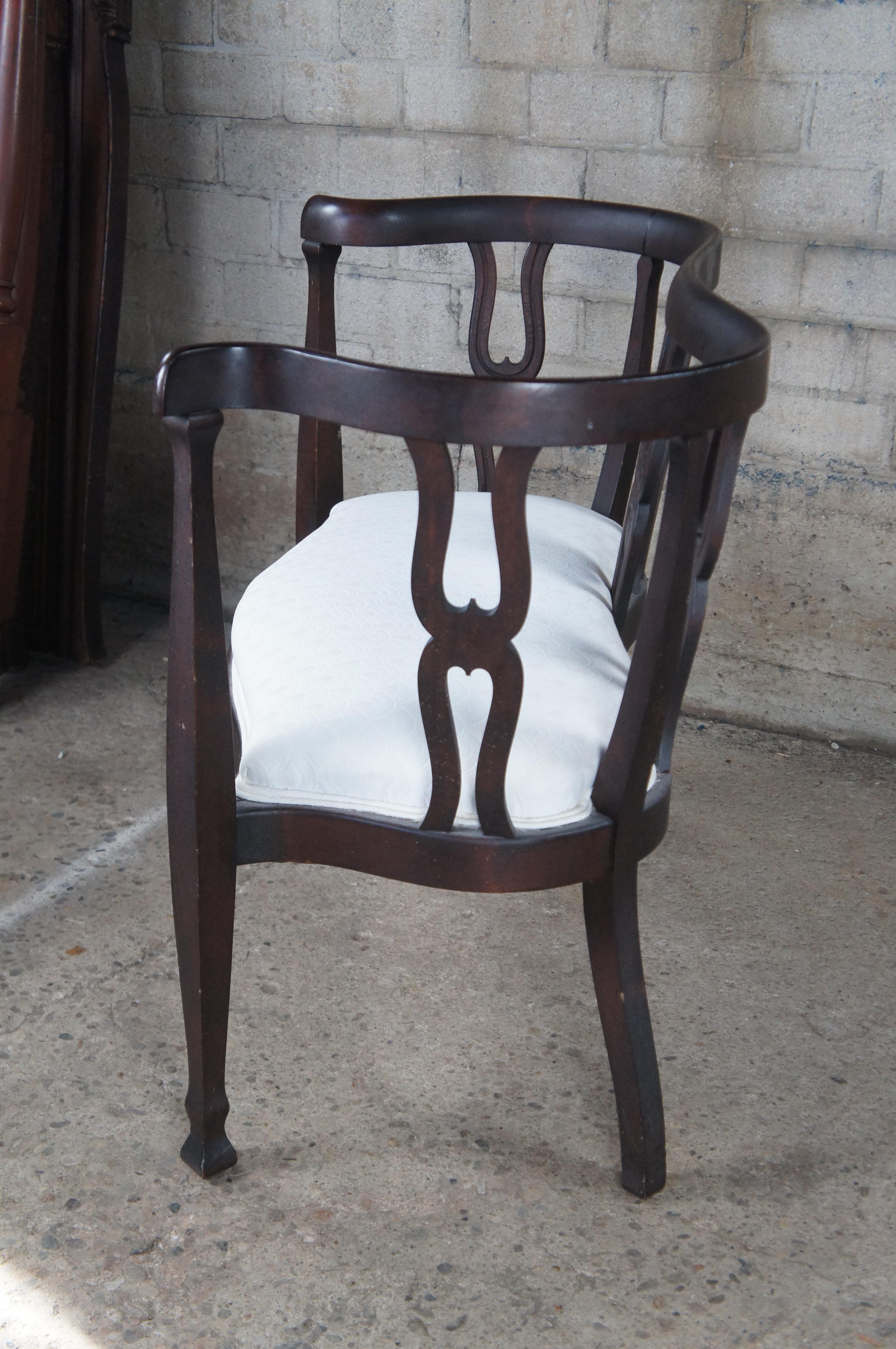 Antique Victorian Serpentine Oxbow Carved Mahogany Settee Loveseat Bench For Sale 4