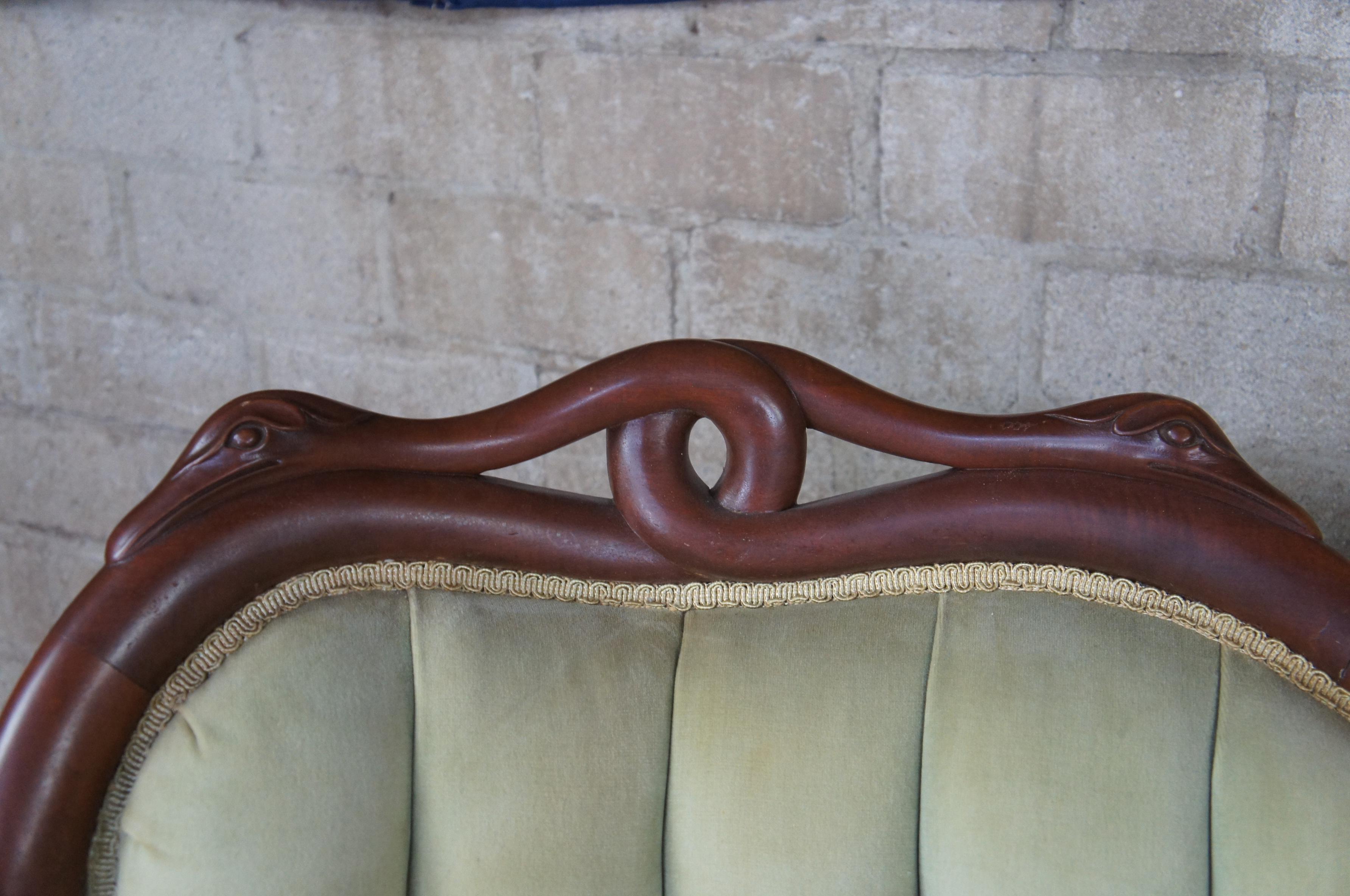 victorian style couch