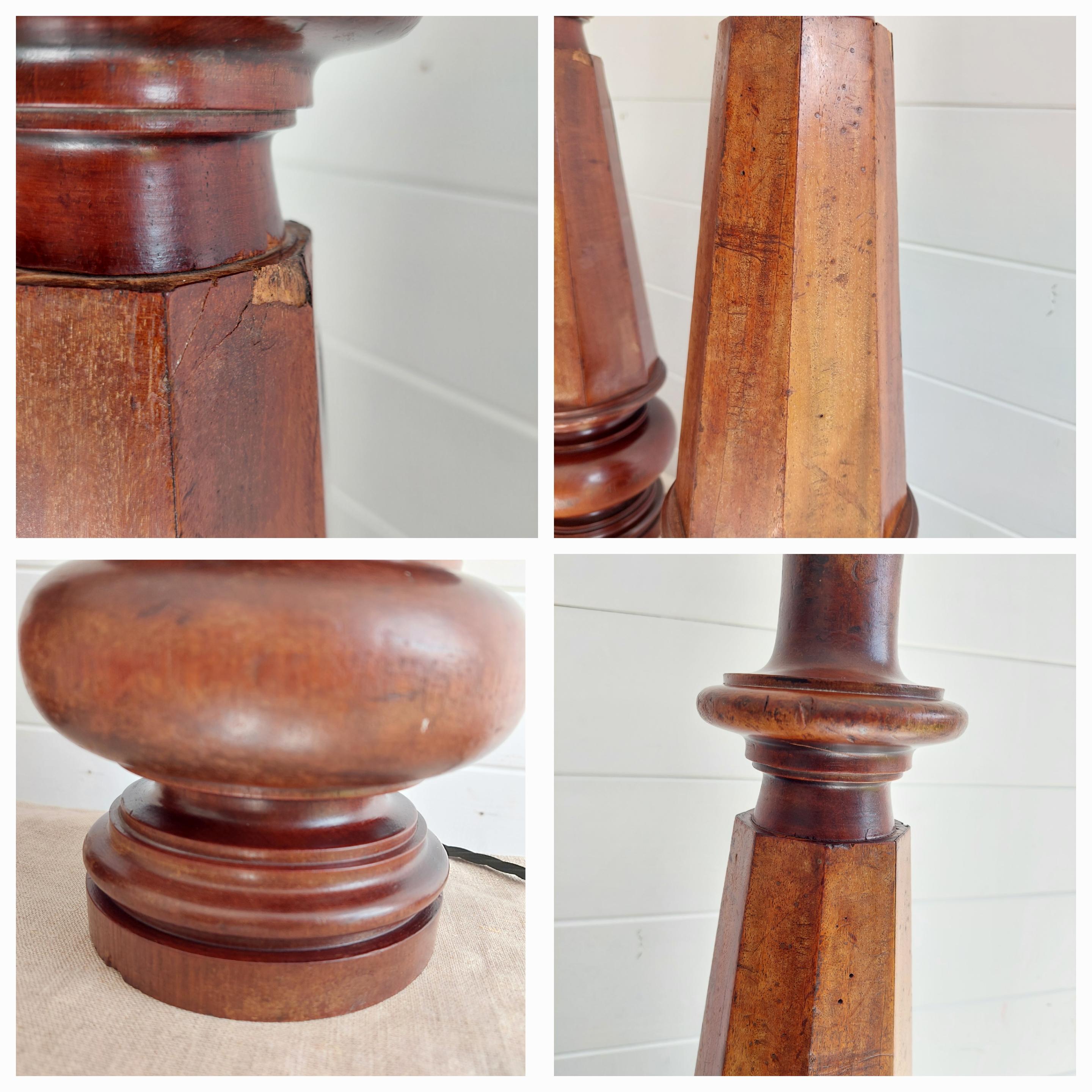 Antique Victorian Set Of 2 Walnut Table Lamp, Turned Lamp With Shades, 1800s 9