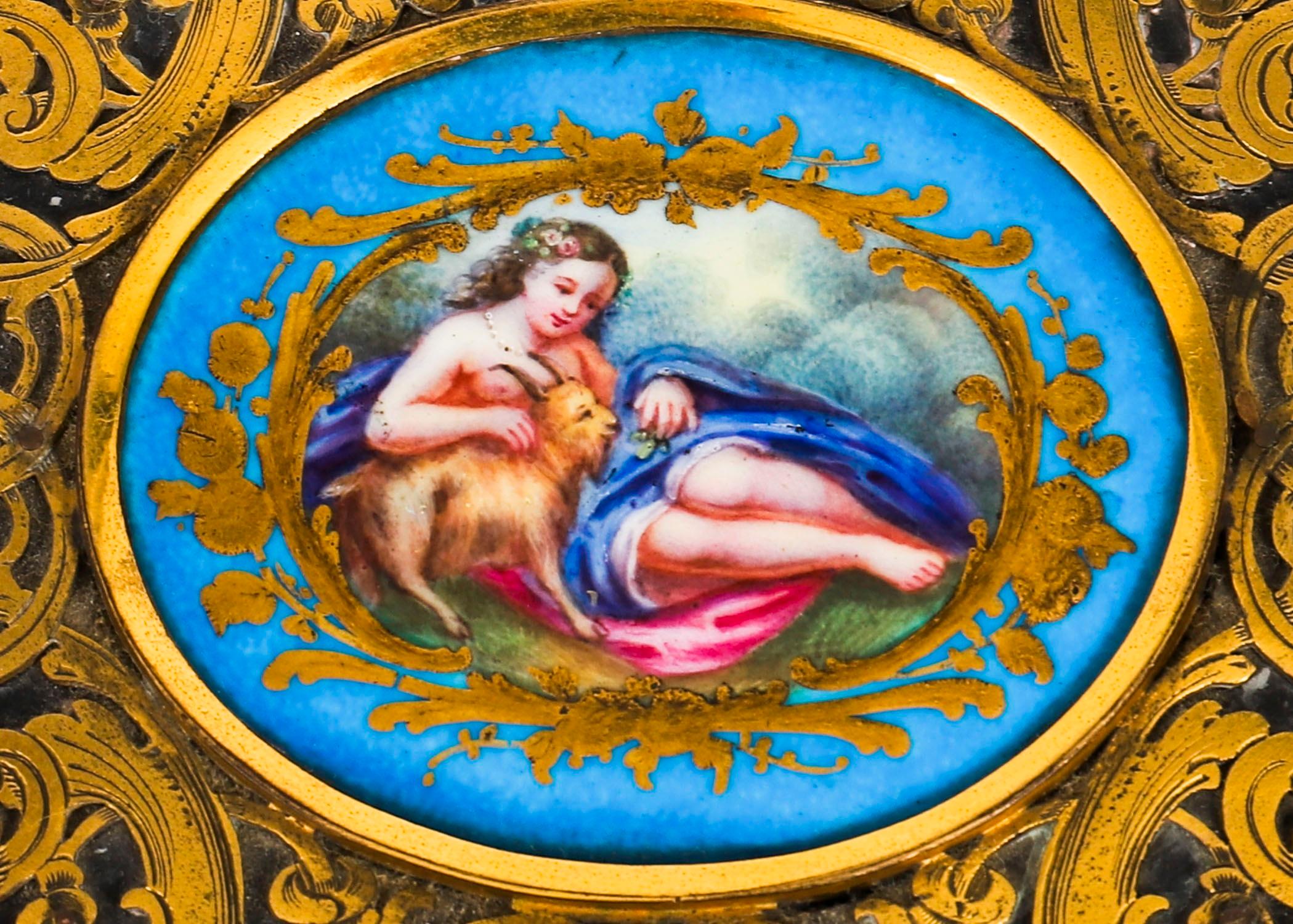 Coffret à bijoux victorien ancien à monture de Sèvres et d'orfèvrerie 19ème siècle en vente 3