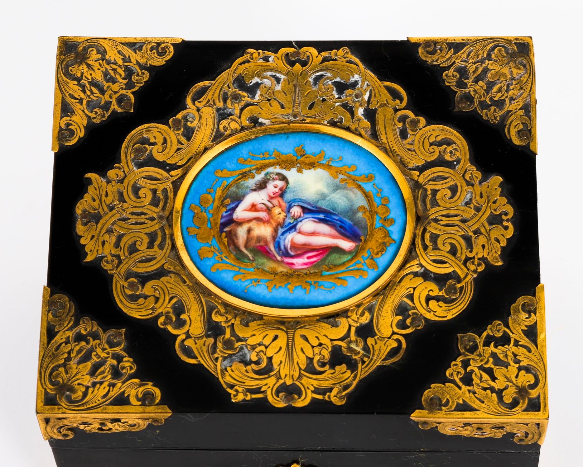 Coffret à bijoux victorien ancien à monture de Sèvres et d'orfèvrerie 19ème siècle en vente 2