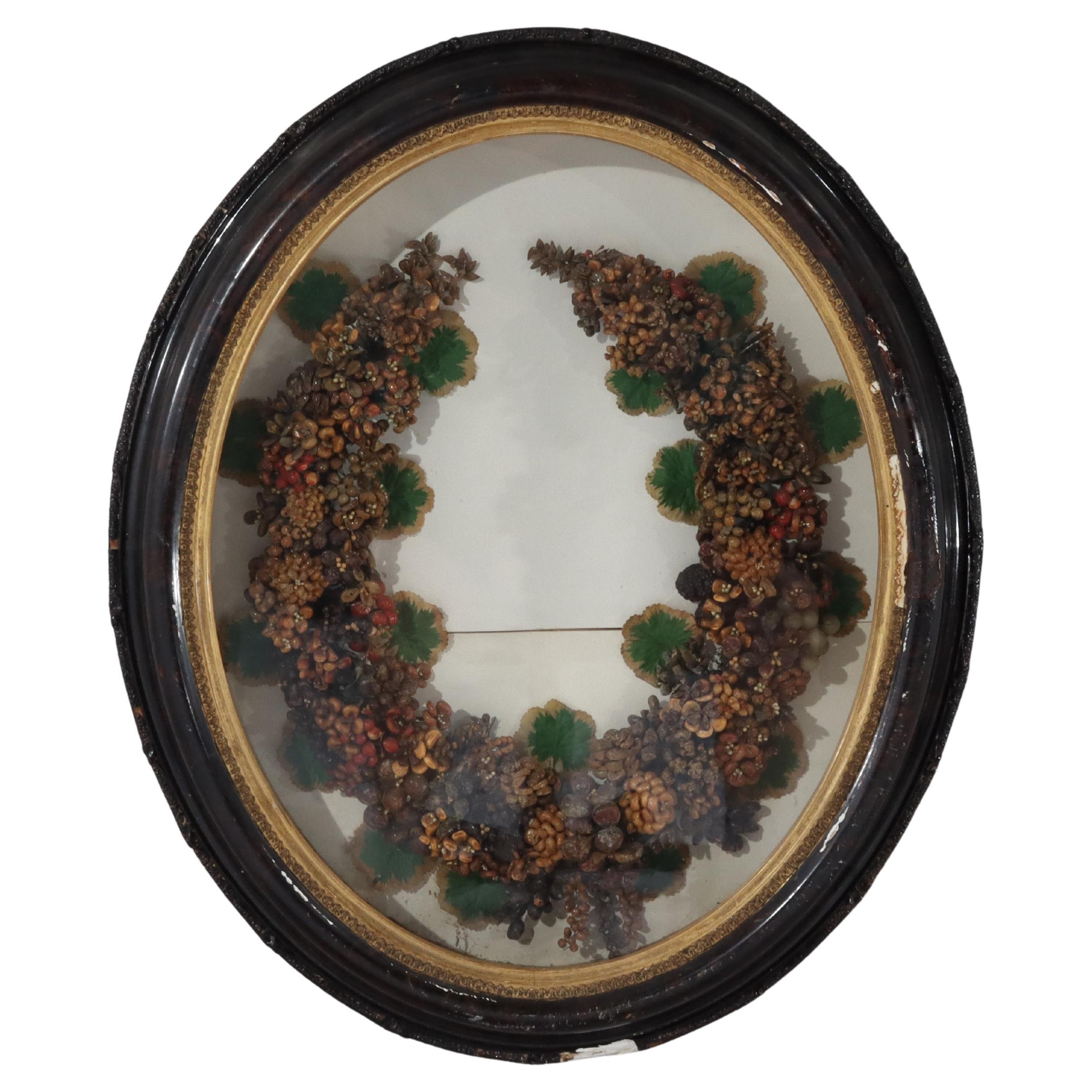 Antico porta-ombra vittoriano con corona di cera C1900