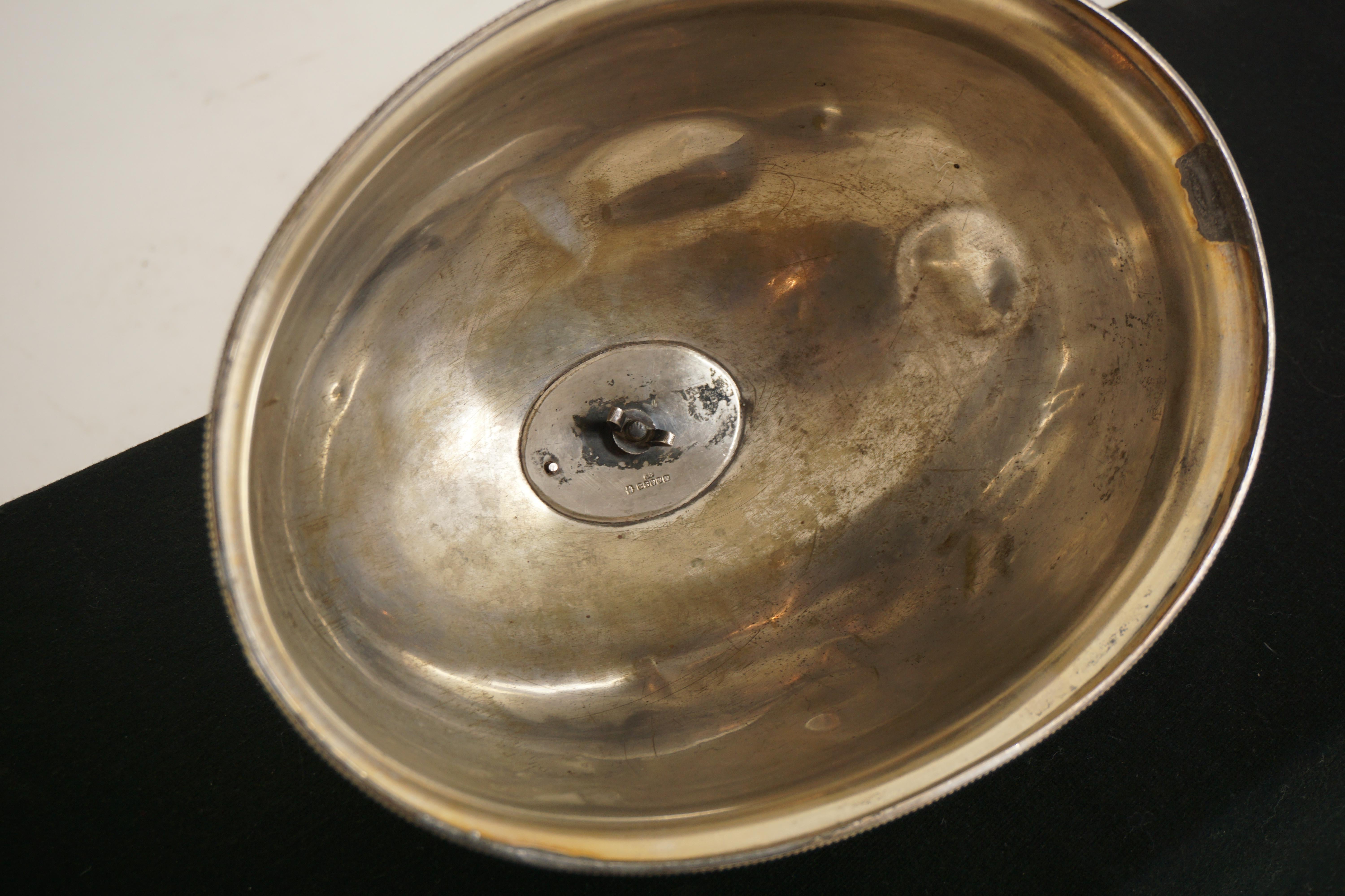 Antique Victorian Sheffield Silver Plate Dome or Food Cover, England 1890, H626 In Good Condition In Vancouver, BC