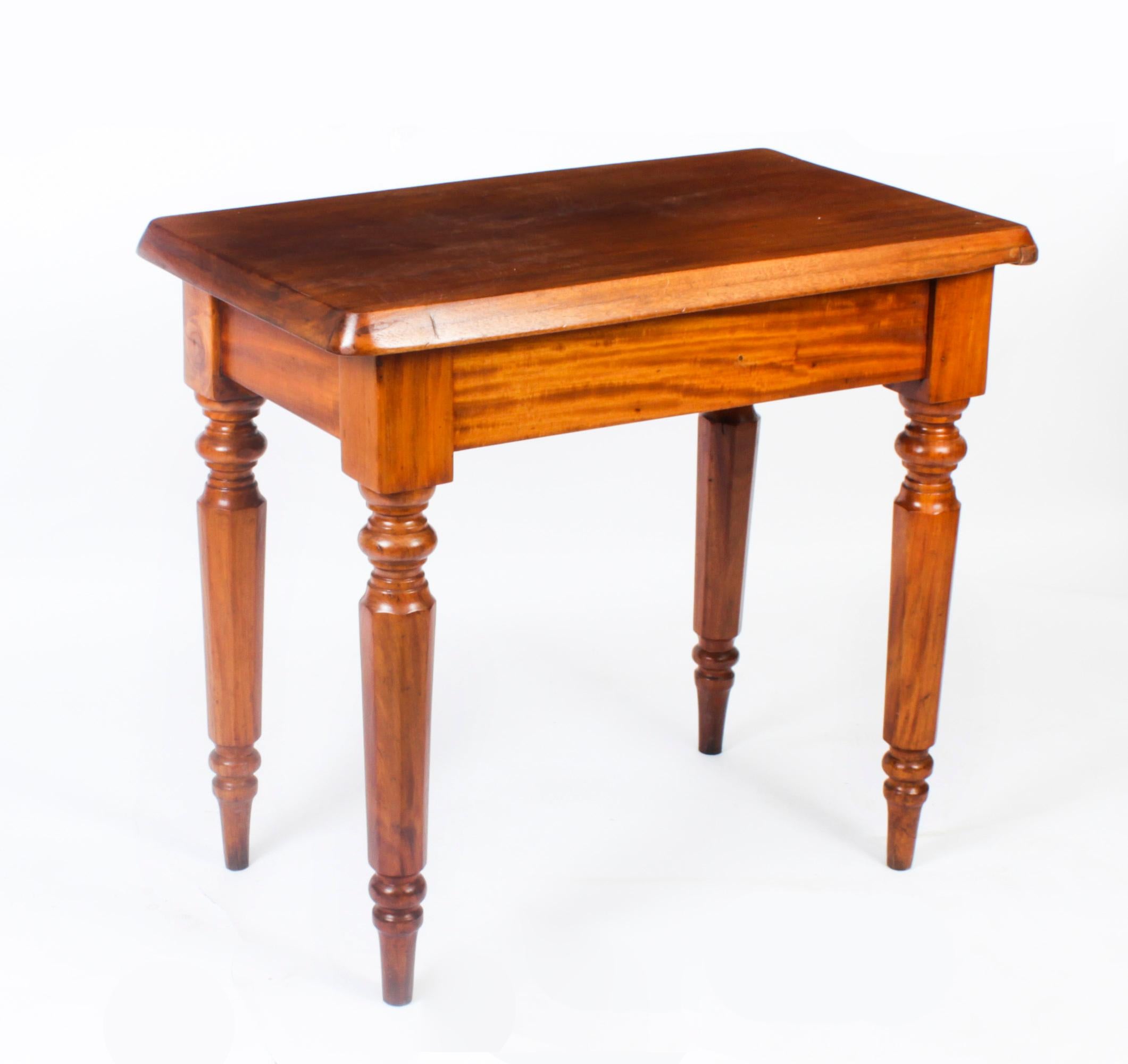 Antique Victorian Side Table Occasional Table 19th Century 4