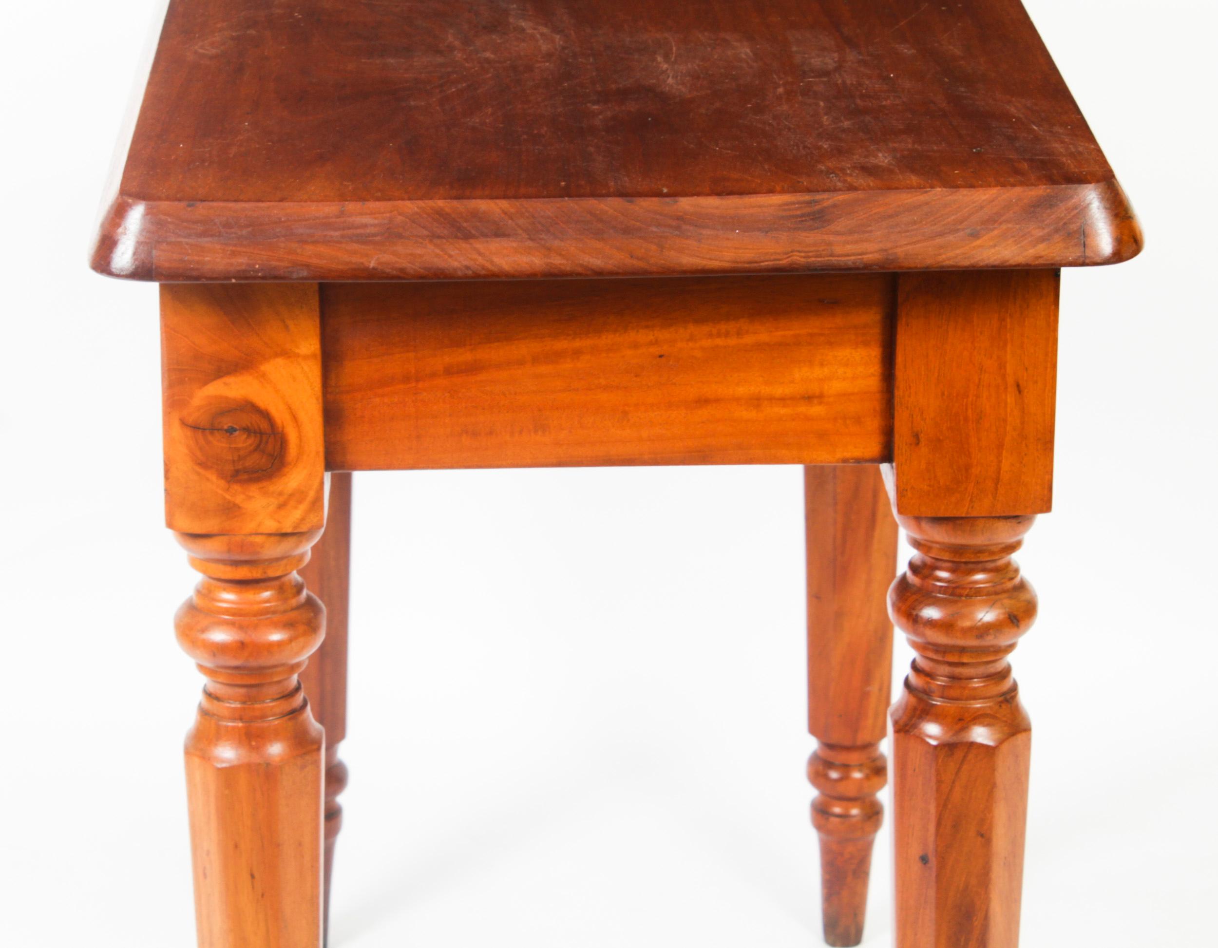 Antique Victorian Side Table Occasional Table 19th Century 2