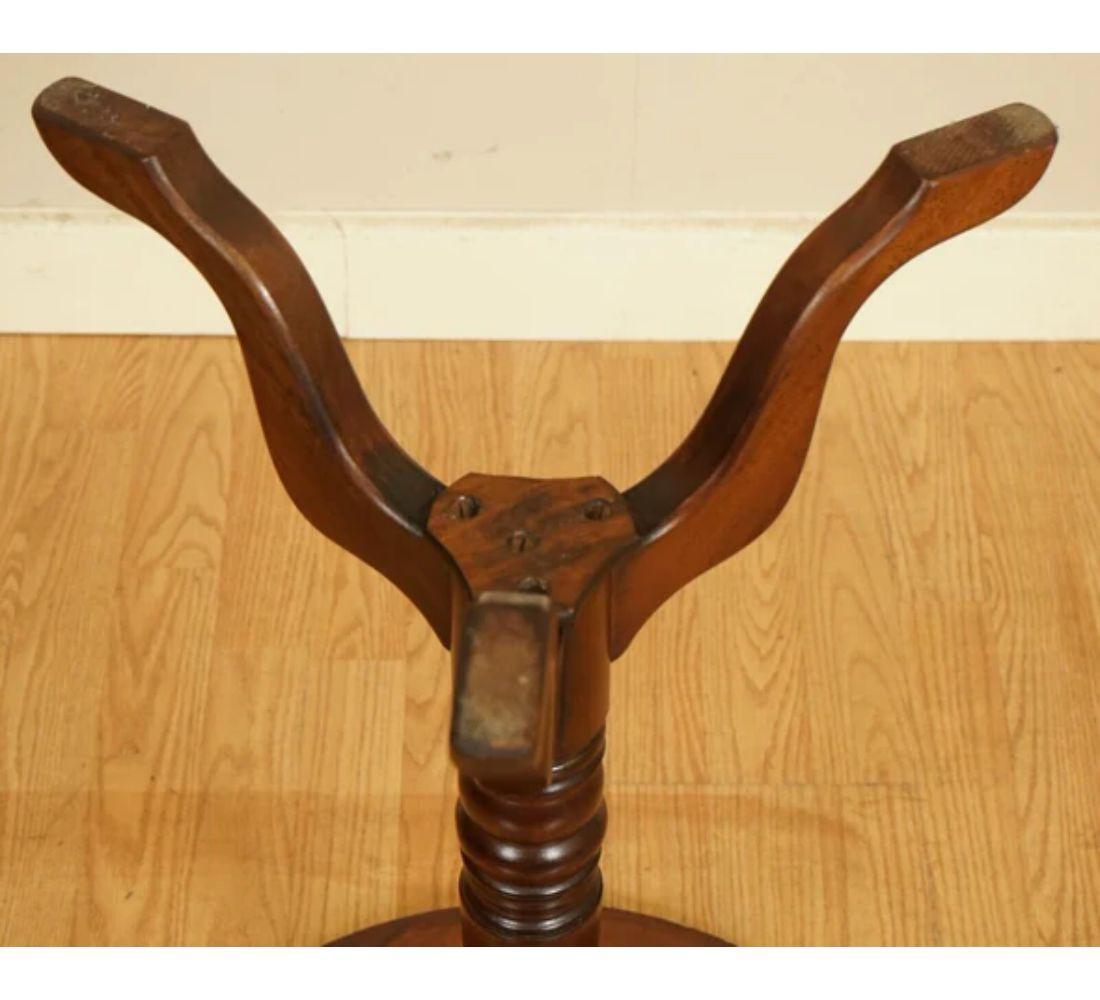 Antique Victorian Side Table Wine Table on Elegant Tripod Legs In Good Condition For Sale In Pulborough, GB