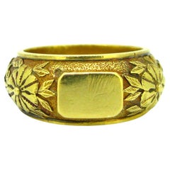 Antique Victorian Signet Ring, 18kt Yellow Gold, circa 1850