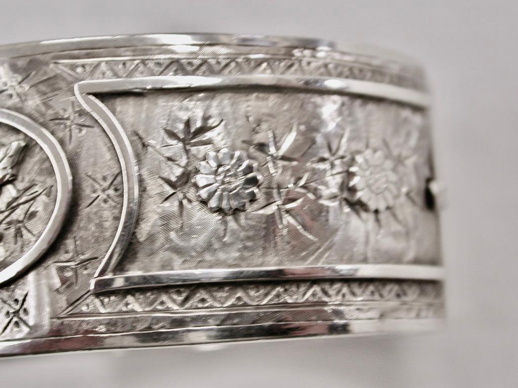Late 19th Century Antique Victorian Silver Bangle Dated 1882 Wallbridge & Co Birmingham Assay For Sale