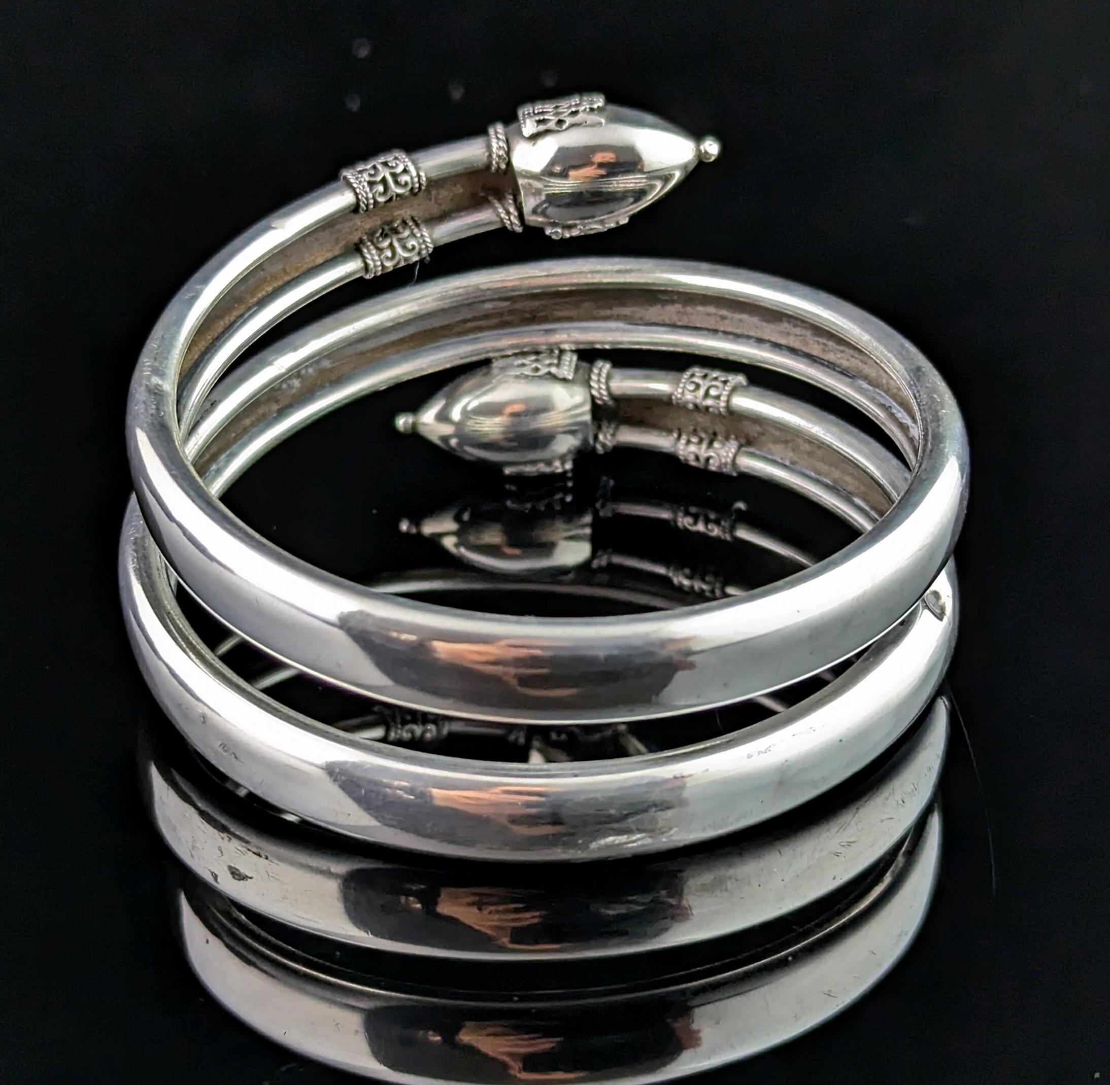 Antique Victorian silver bypass bangle, Etruscan revival  For Sale 1