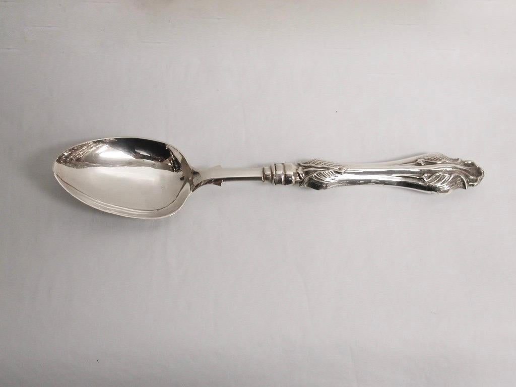 Metà XIX secolo Antico set di coltelli, forchette e cucchiai in argento vittoriano del 1860 Hilliard & Thomason in vendita