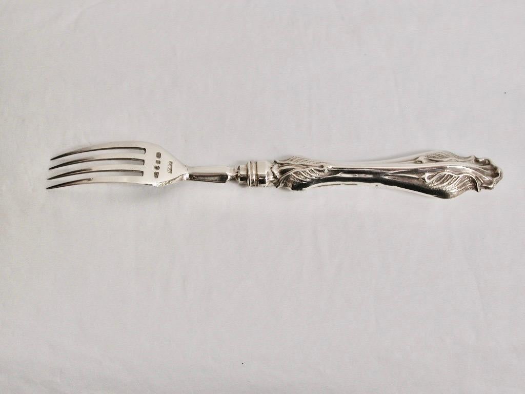 Antico set di coltelli, forchette e cucchiai in argento vittoriano del 1860 Hilliard & Thomason in vendita 2
