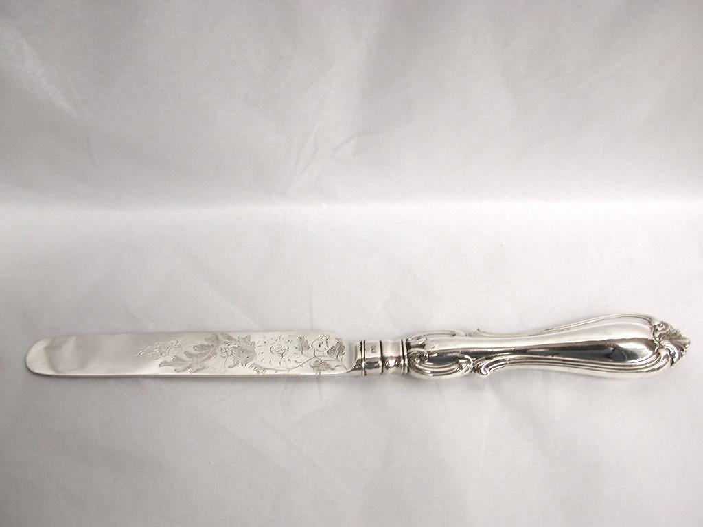 Antique Victorian Silver Child's Knife, Fork and Spoon Set in Leather Case, 1852 In Good Condition In London, GB