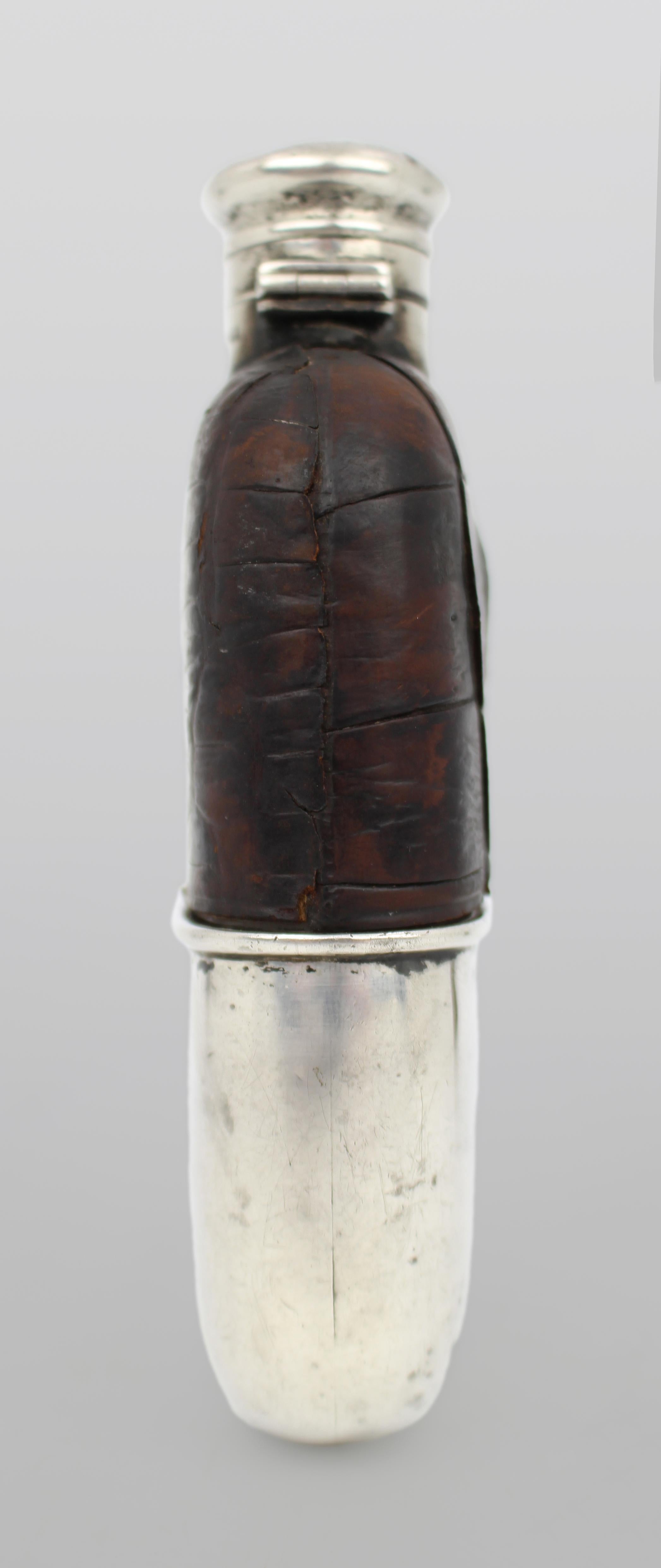 Antique Victorian Silver & Crocodile Leather Hip Flask – Birmingham 1890 (19. Jahrhundert) im Angebot