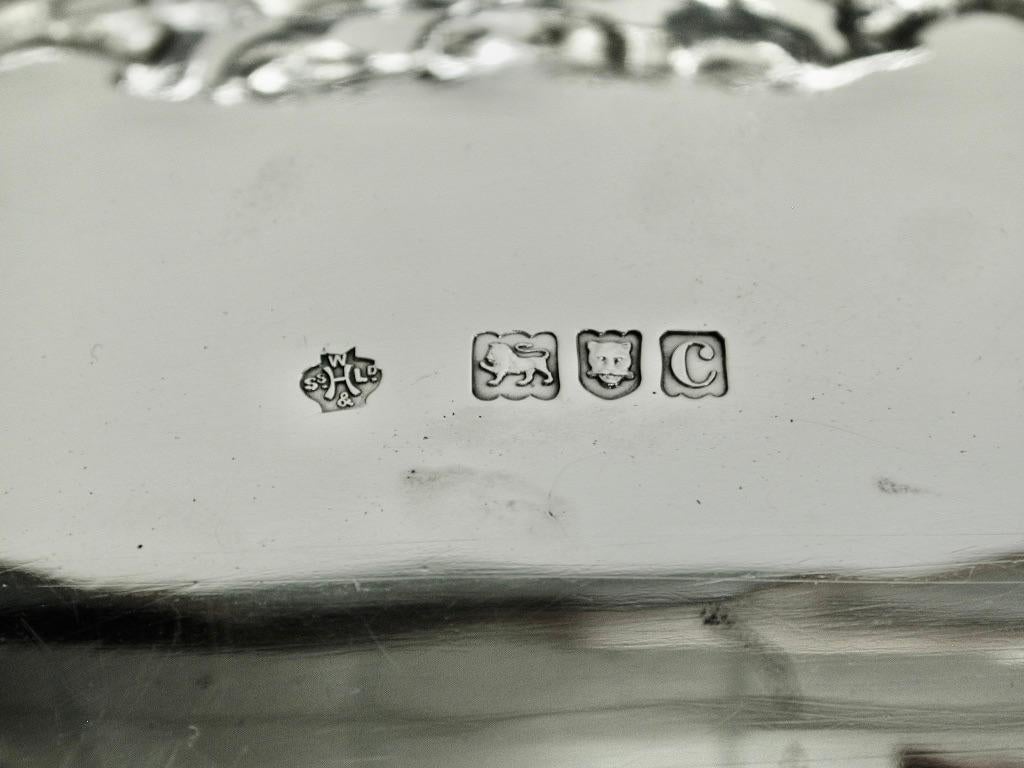 Antique Victorian Silver Fruit Basket Dated 1898 London William Hutton & Sons For Sale 3