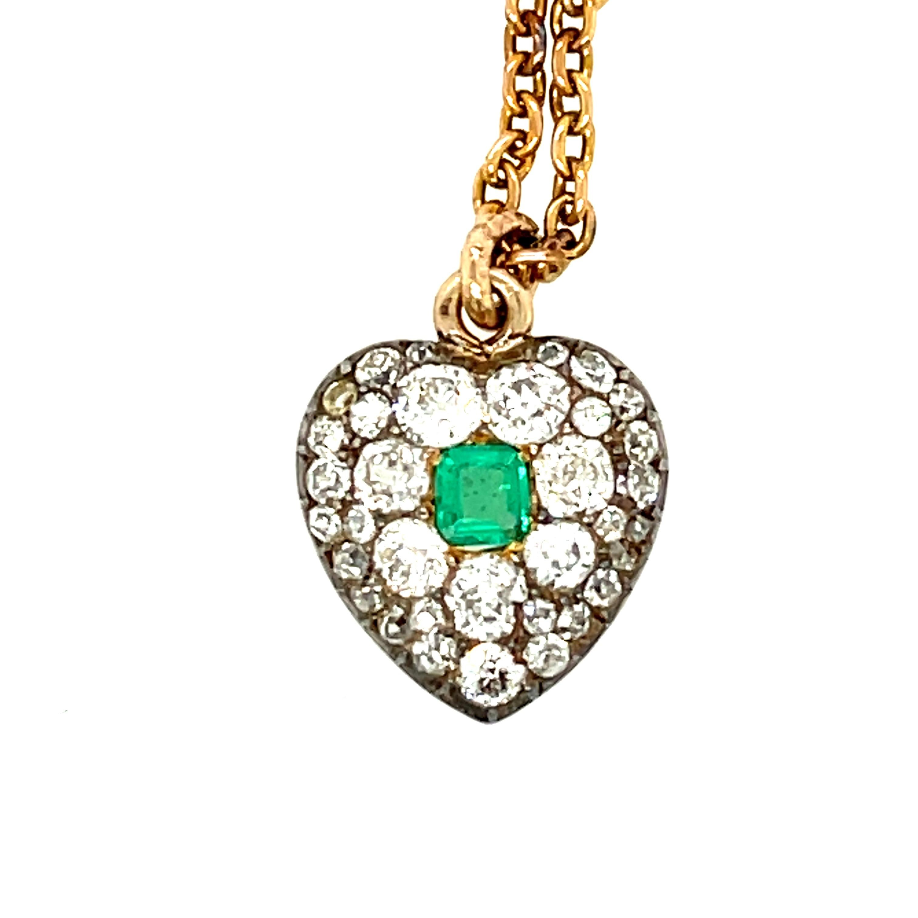 Late Victorian Antique Victorian Silver Gold Old Cut Diamond Emerald Heart Pendant Necklace