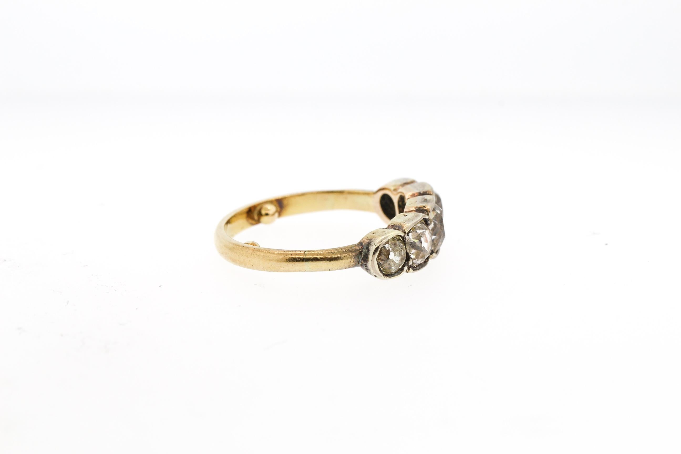 Antique Victorian Silver Gold Old Mine Cut Diamond Five-Stone Ring In Good Condition In New York, NY