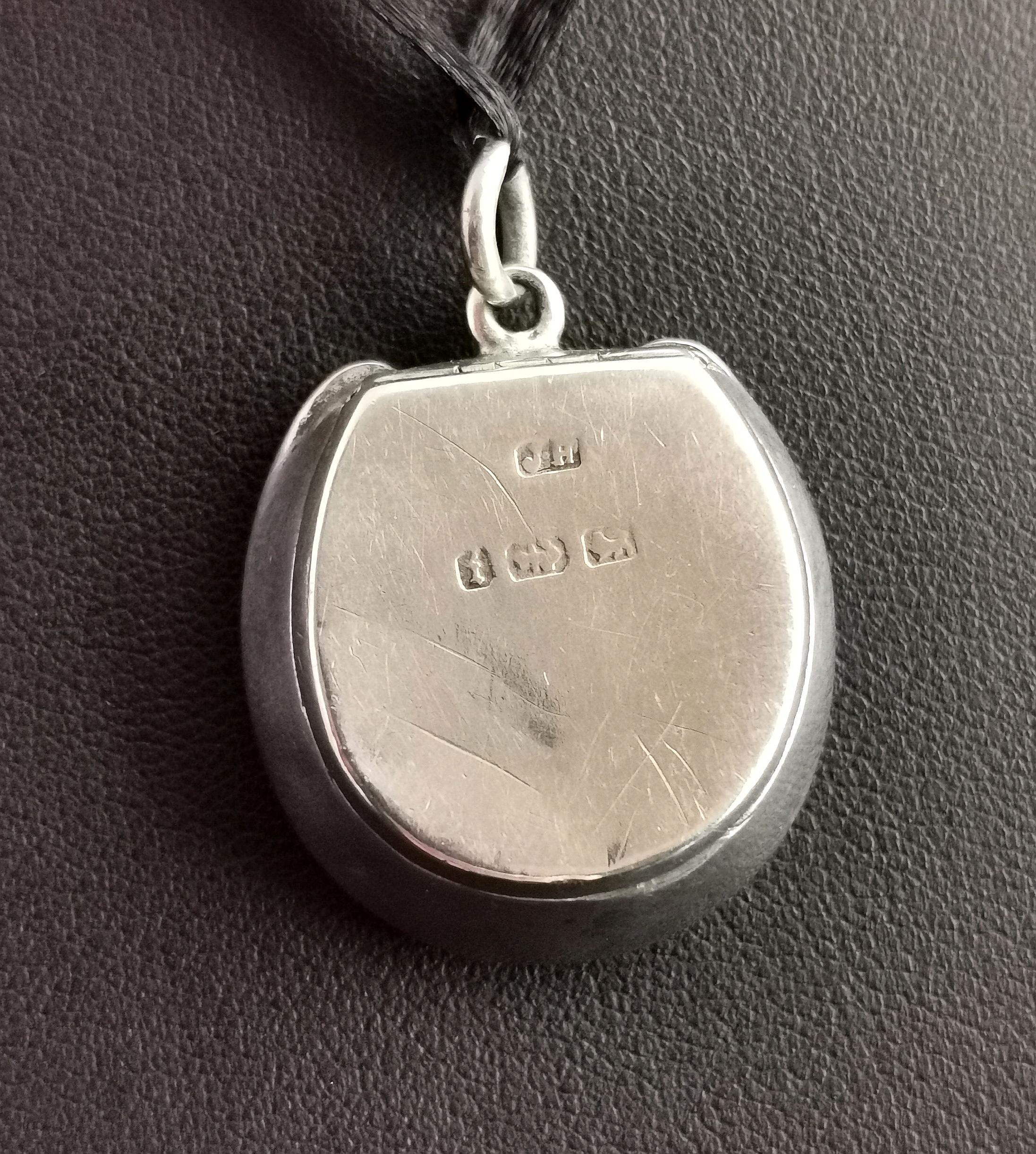 Antique Victorian Silver Horse Hoof Locket Pendant 5