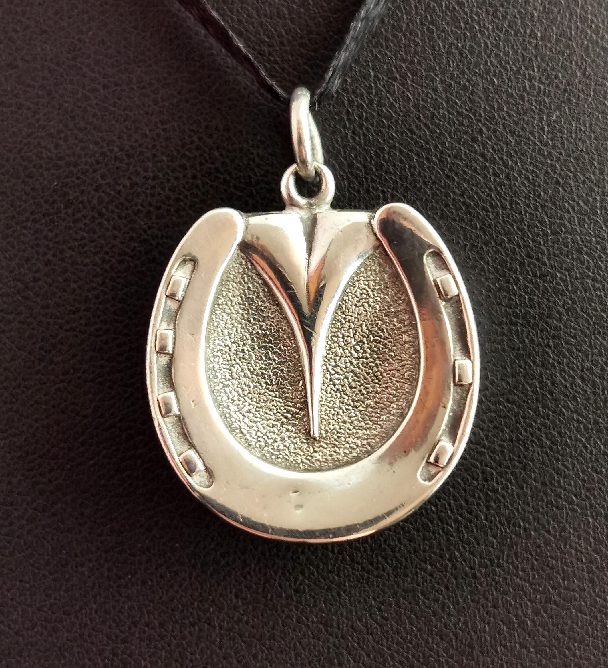 Antique Victorian Silver Horse Hoof Locket Pendant 7