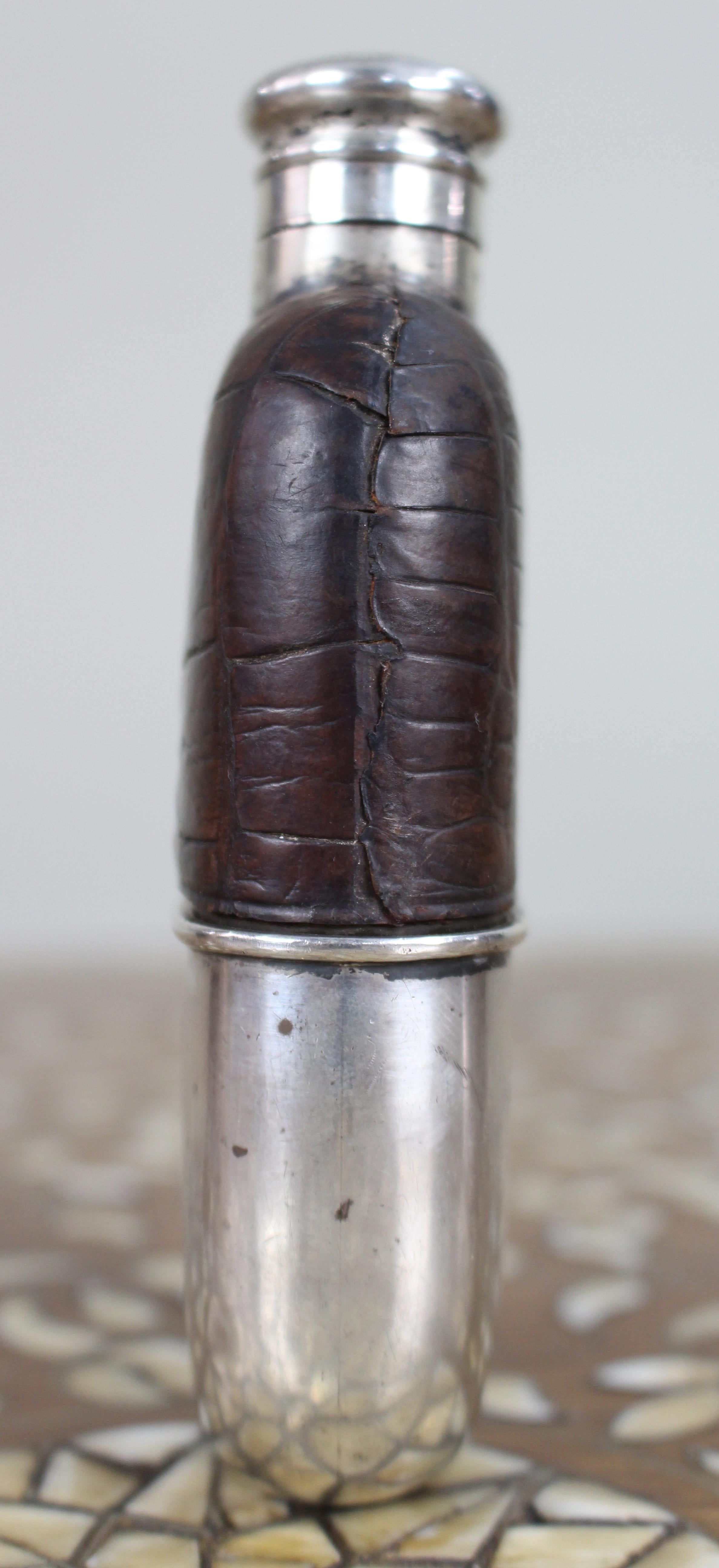 Antique Victorian Silver & Leather Hip Flask – Birmingham 1890/91 In Good Condition For Sale In Worcester, GB