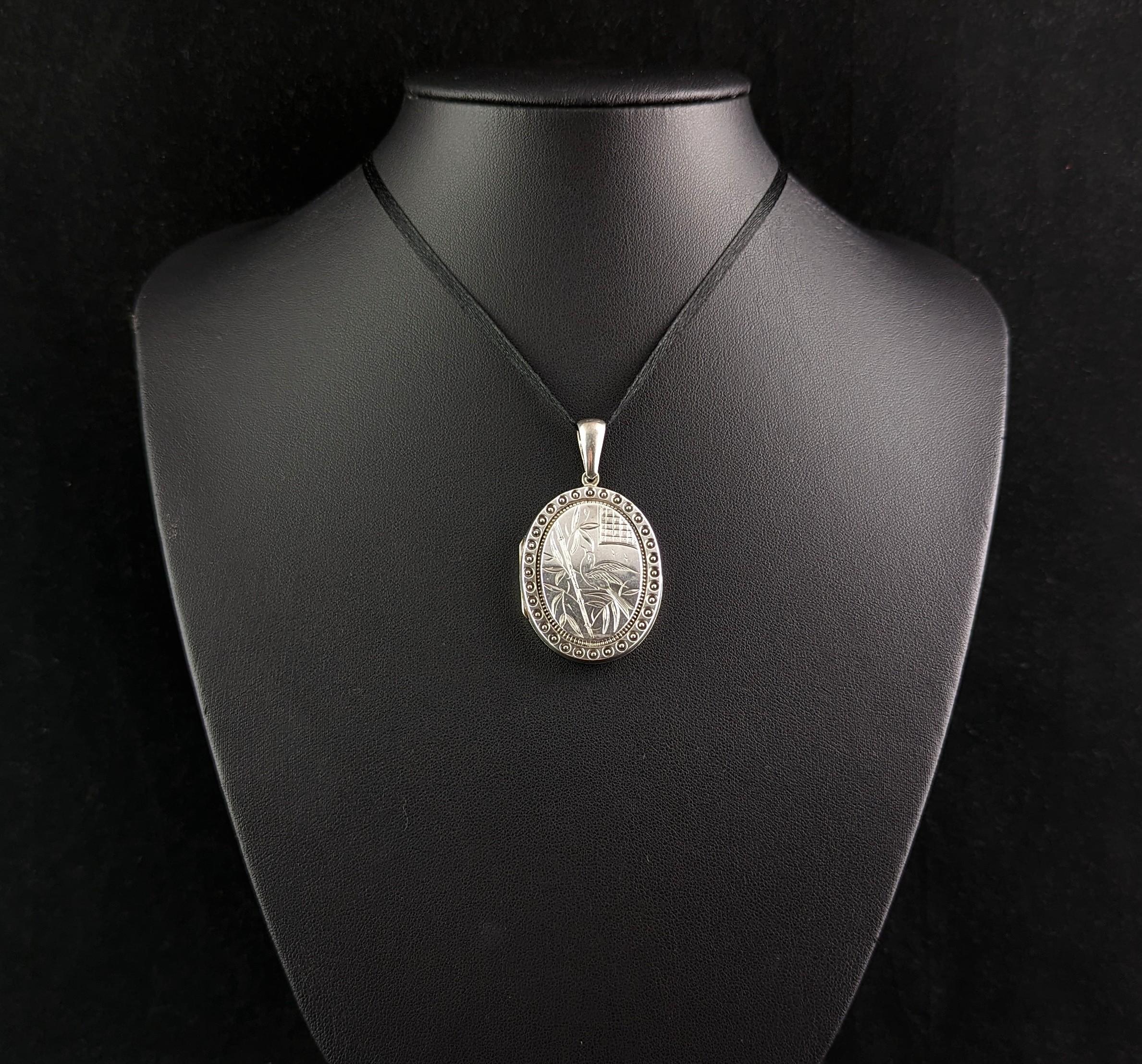 Antiker viktorianischer Silber-Medaillon-Anhänger, Vögel, Ästhetik (Viktorianisch)