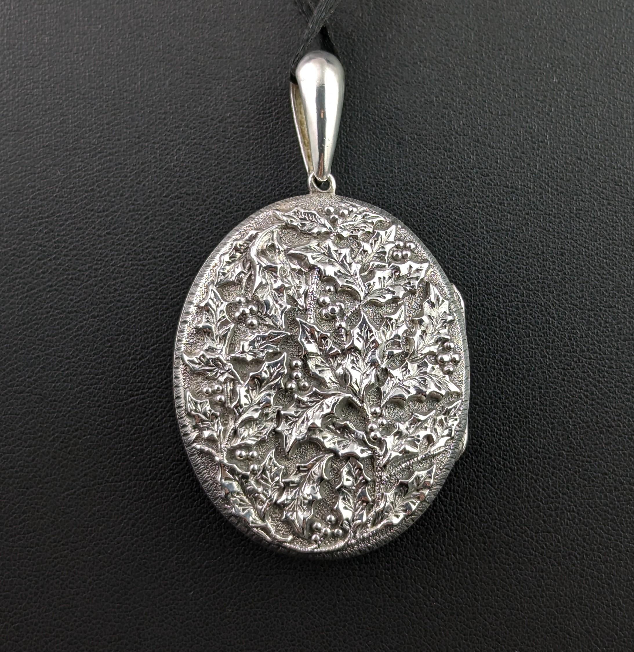 Antique Victorian Silver Locket Pendant, Holly Leaf 2
