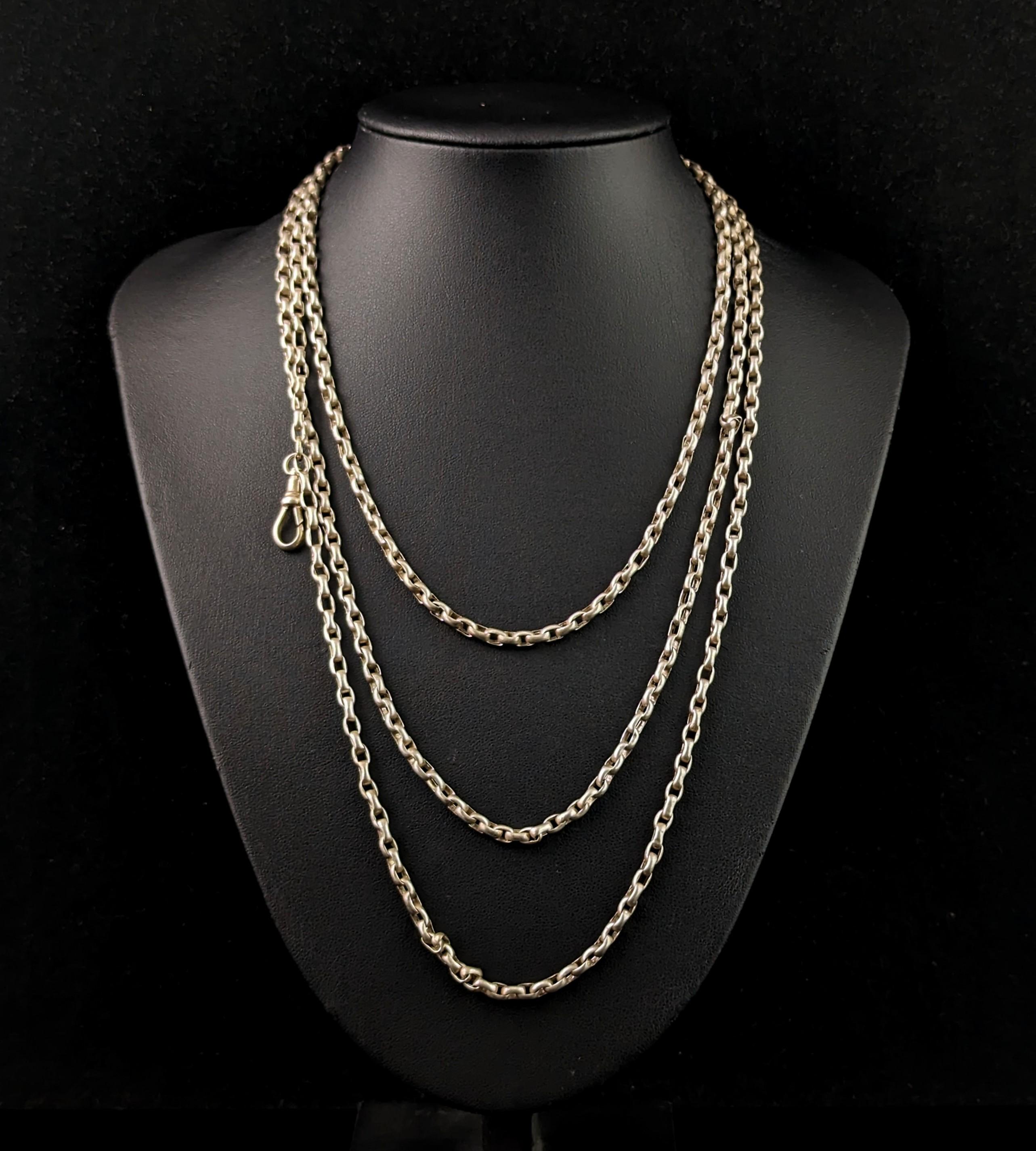 This gorgeous antique silver long chain or longuard chain necklace is everything you could hope for in a long chain.

It is a lovely long length chain at 64