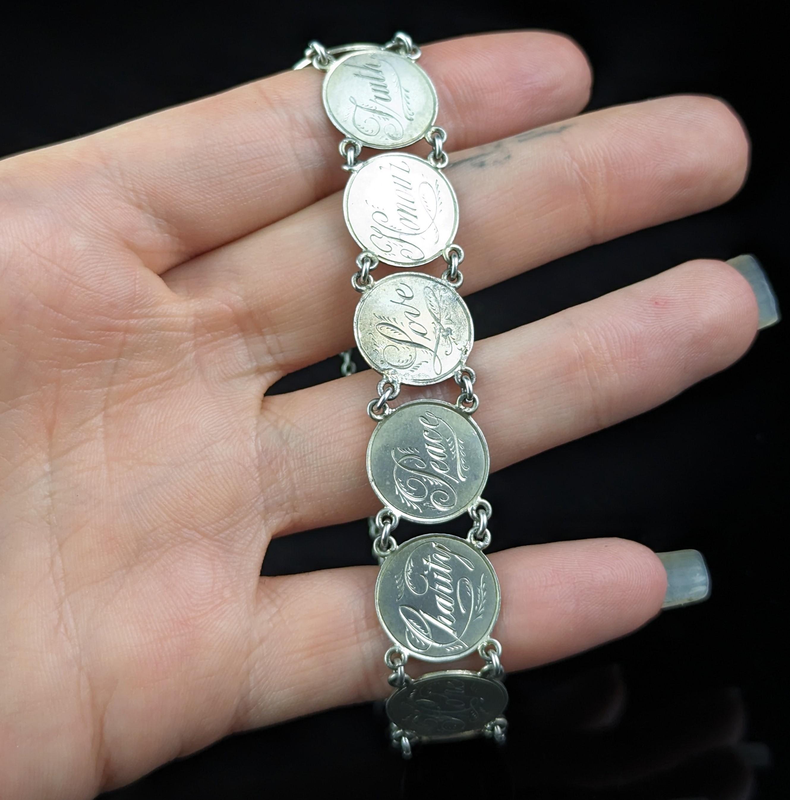 Antikes viktorianisches Silber Liebesbeweis-Armband, Münzarmband  im Zustand „Gut“ in NEWARK, GB