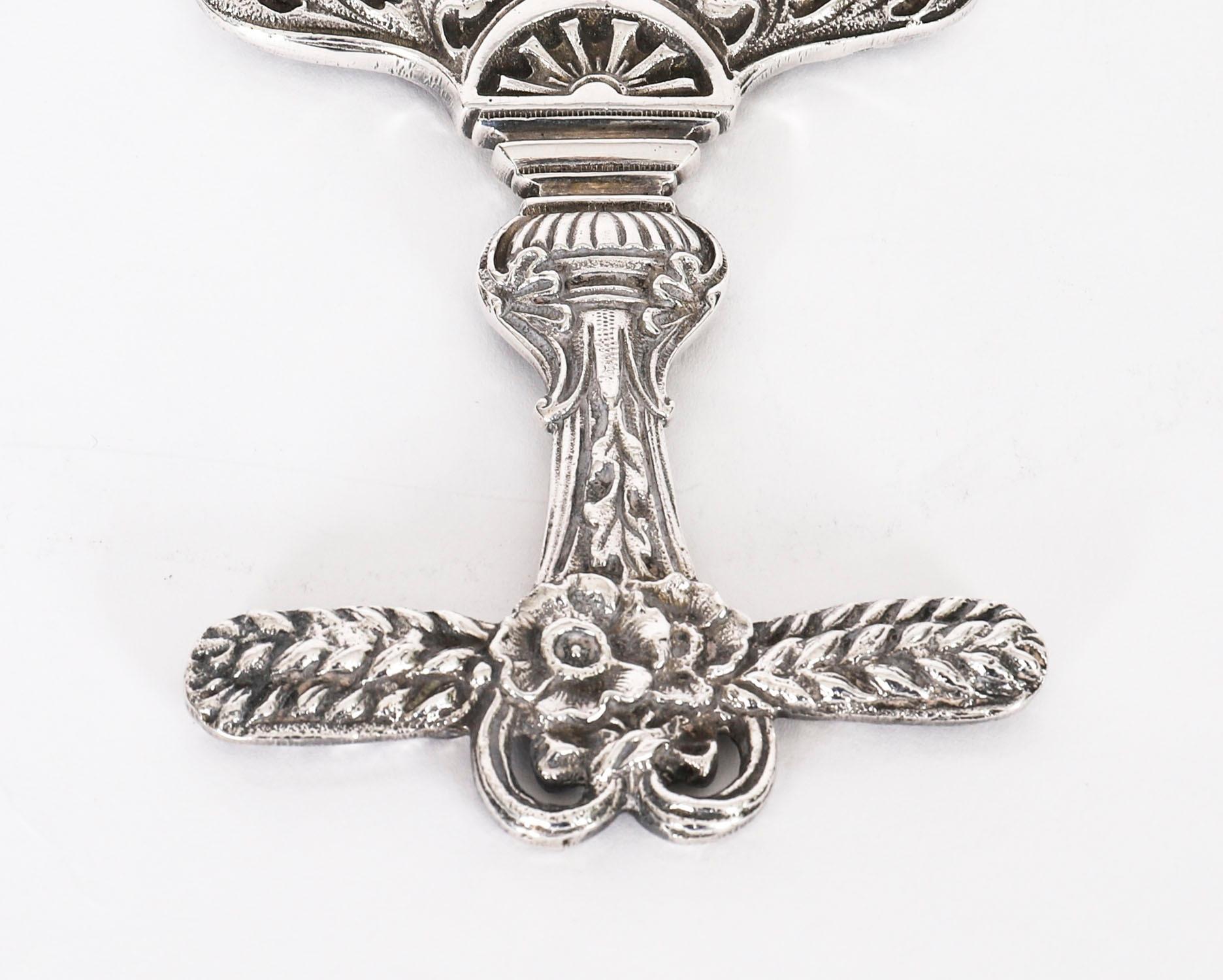 Antike viktorianische Silberplatte Brotgabel CIRCA 1870 im Zustand „Gut“ im Angebot in London, GB