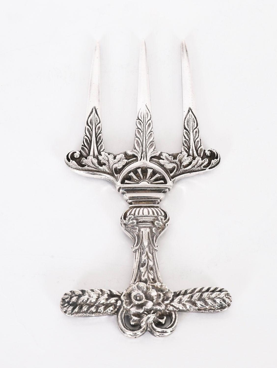 Antike viktorianische Silberplatte Brotgabel CIRCA 1870 (Spätes 19. Jahrhundert) im Angebot