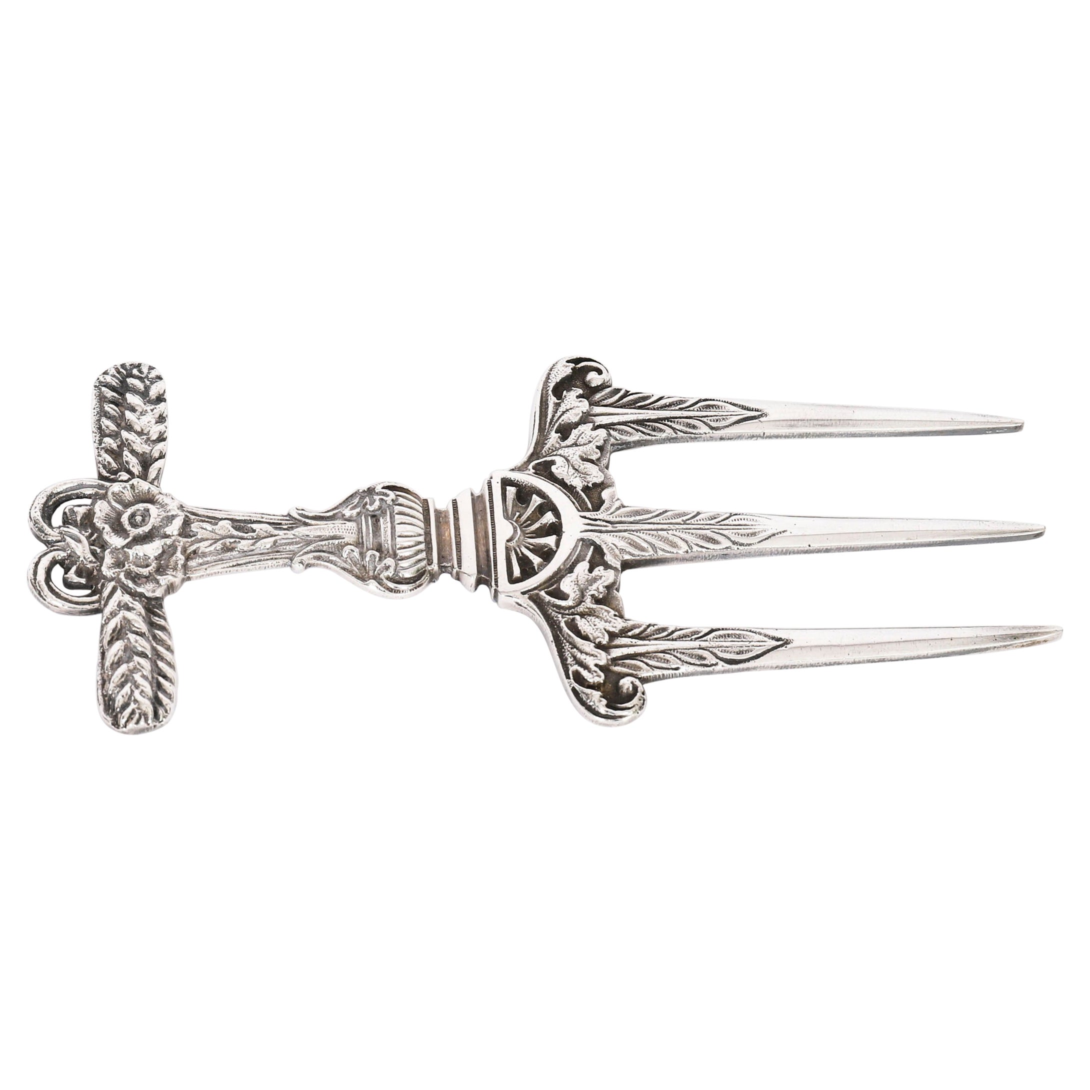 Fourchette à pain victorienne ancienne en métal argenté Circa 1870